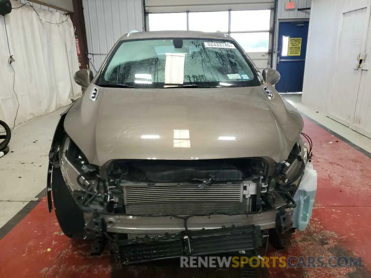 5 Photograph of a damaged car LRBFX2SA3KD125625 BUICK ENVISION 2019