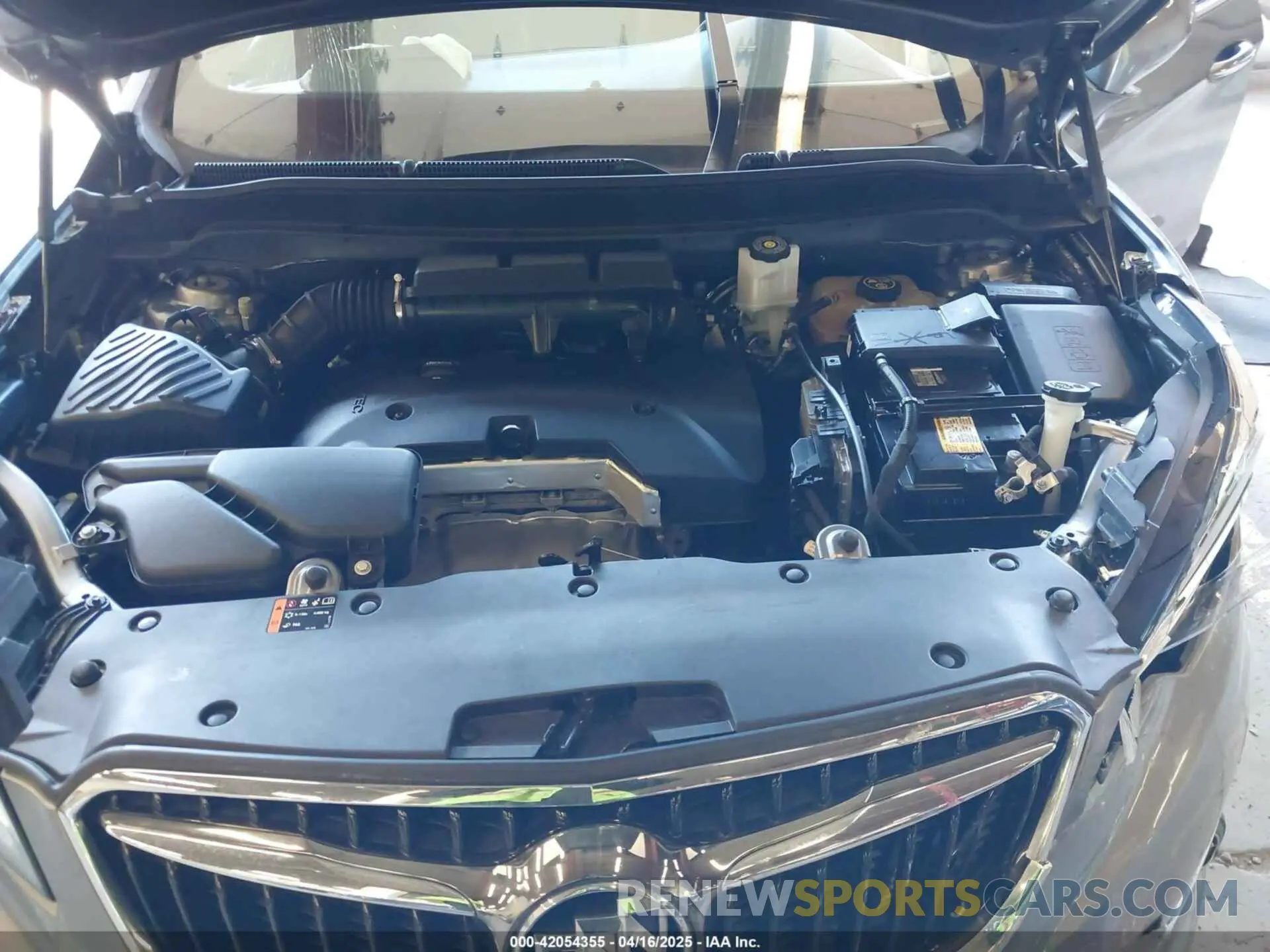 10 Photograph of a damaged car LRBFX2SA6KD016267 BUICK ENVISION 2019