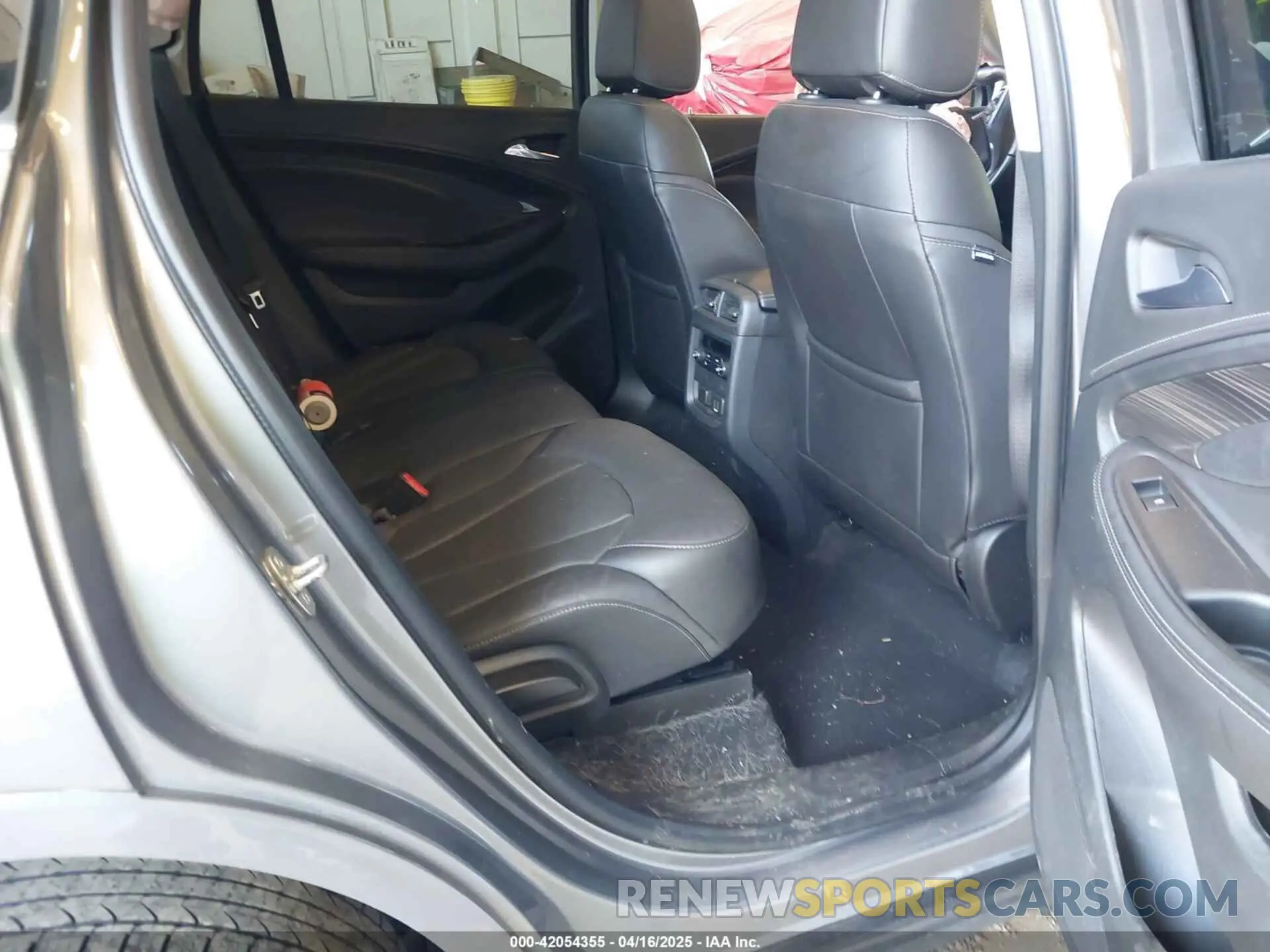 8 Photograph of a damaged car LRBFX2SA6KD016267 BUICK ENVISION 2019