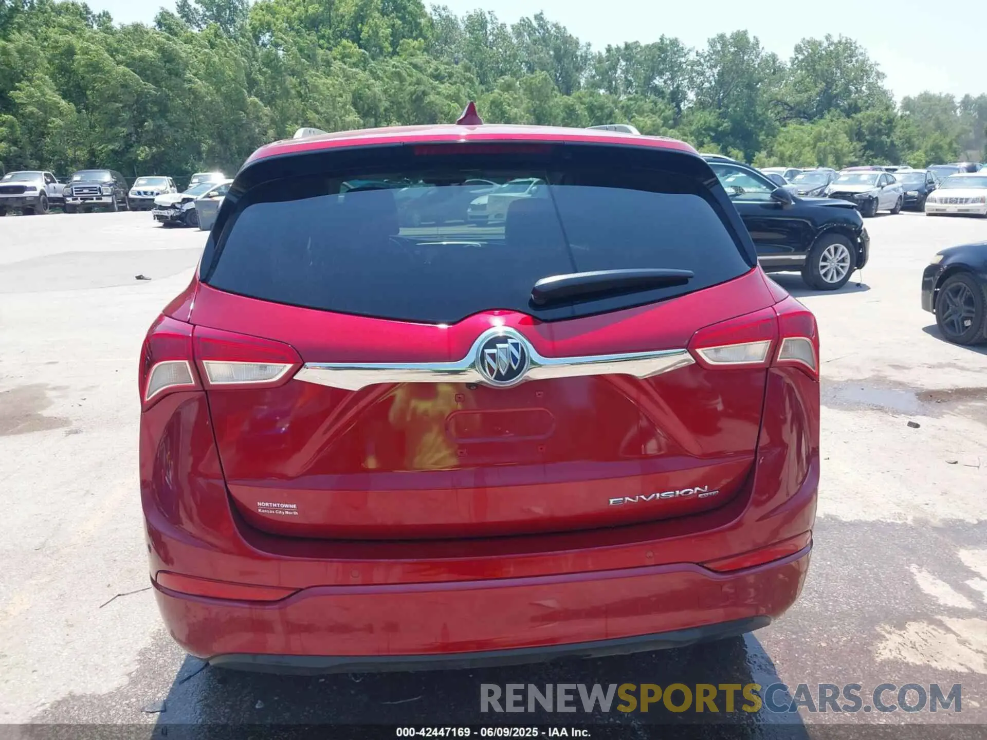 16 Photograph of a damaged car LRBFX2SA9KD128092 BUICK ENVISION 2019