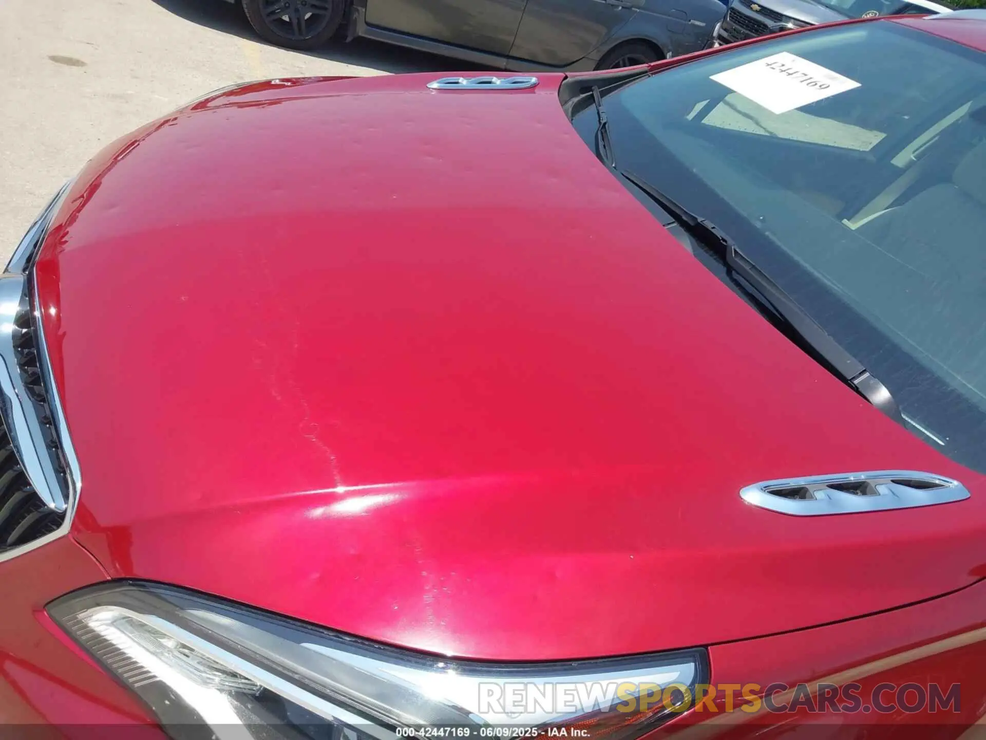 6 Photograph of a damaged car LRBFX2SA9KD128092 BUICK ENVISION 2019