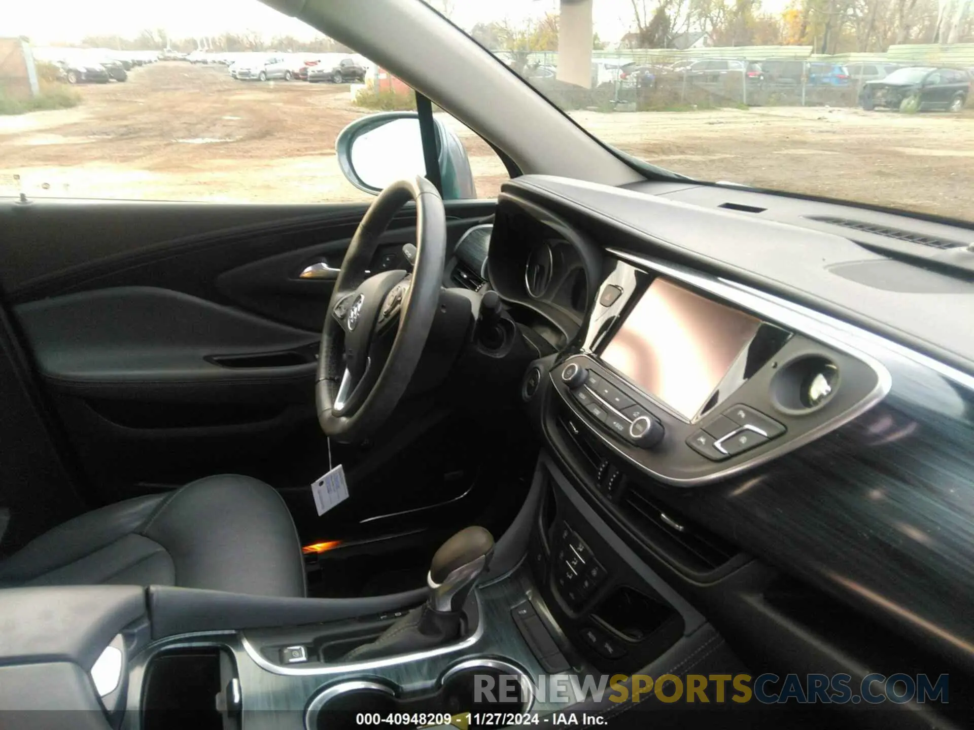 5 Photograph of a damaged car LRBFX3SX6KD008390 BUICK ENVISION 2019