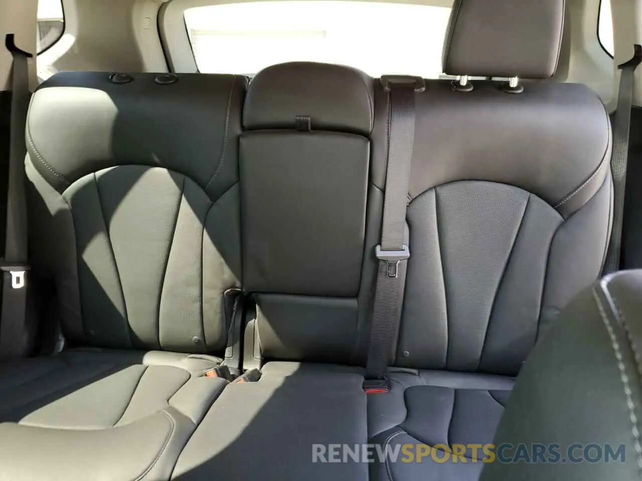 10 Photograph of a damaged car LRBFX3SX7KD012142 BUICK ENVISION 2019