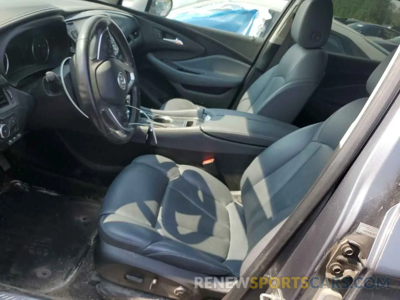 7 Photograph of a damaged car LRBFX4SX5KD075939 BUICK ENVISION 2019