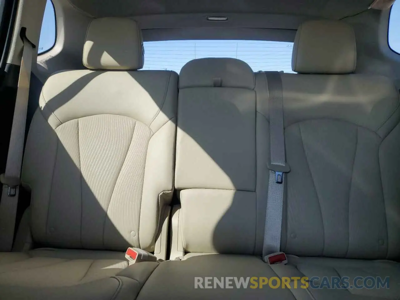10 Photograph of a damaged car LRBFXBSAXKD027305 BUICK ENVISION 2019