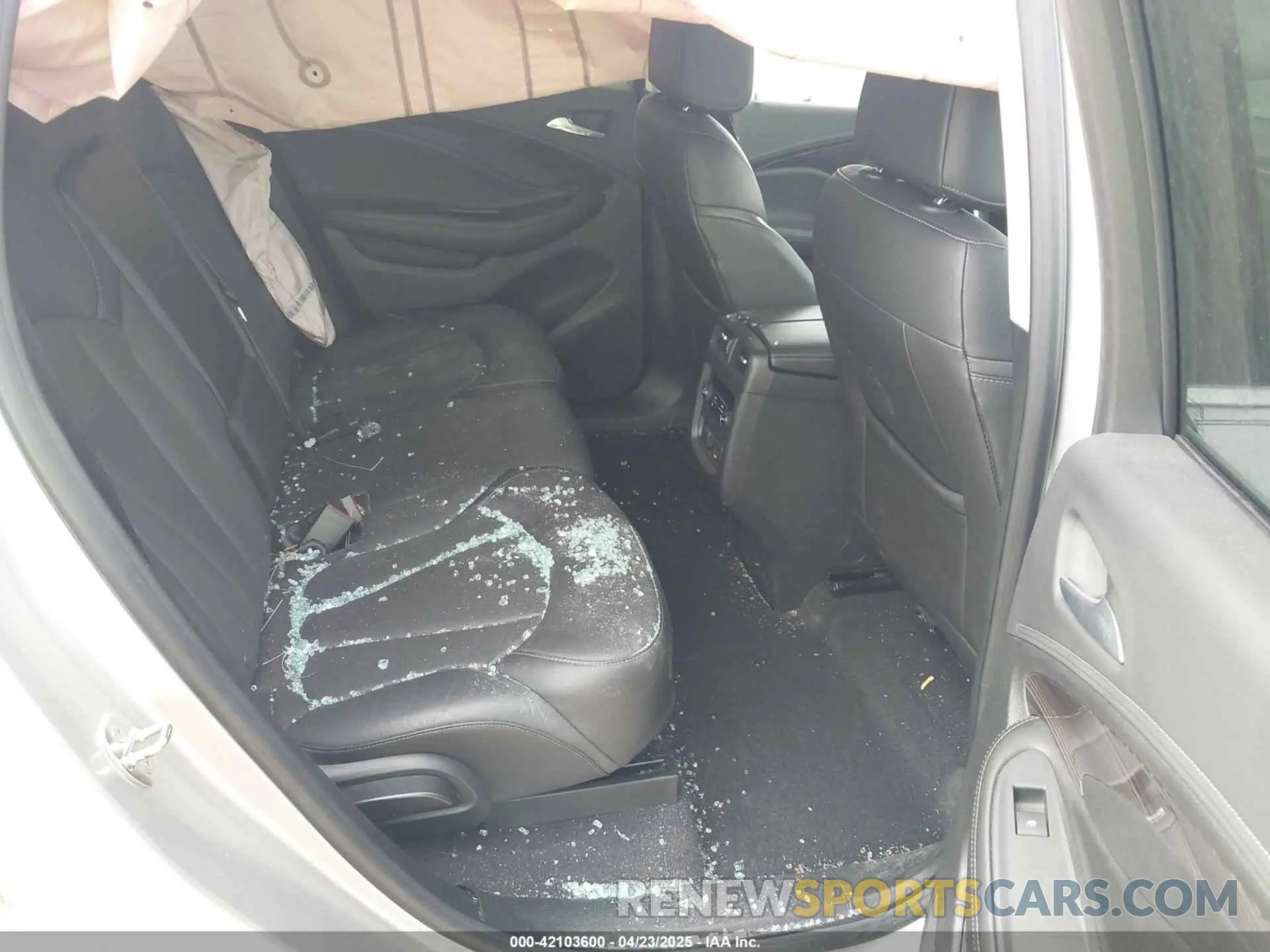 8 Photograph of a damaged car LRBFXCSA0KD002807 BUICK ENVISION 2019