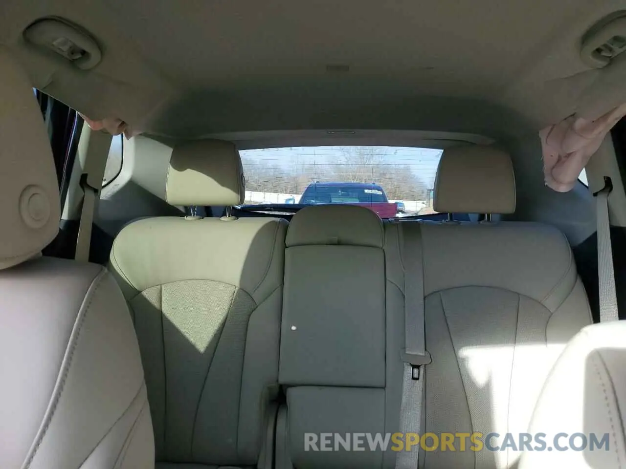 10 Photograph of a damaged car LRBFXCSA0KD058021 BUICK ENVISION 2019