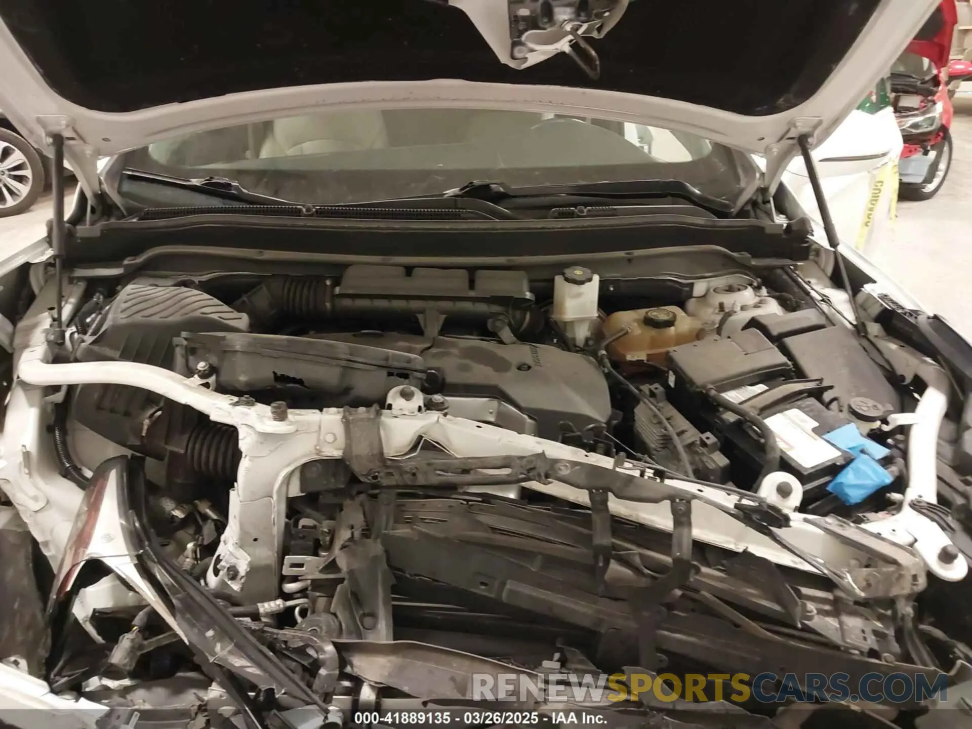 10 Photograph of a damaged car LRBFXCSA1KD033015 BUICK ENVISION 2019