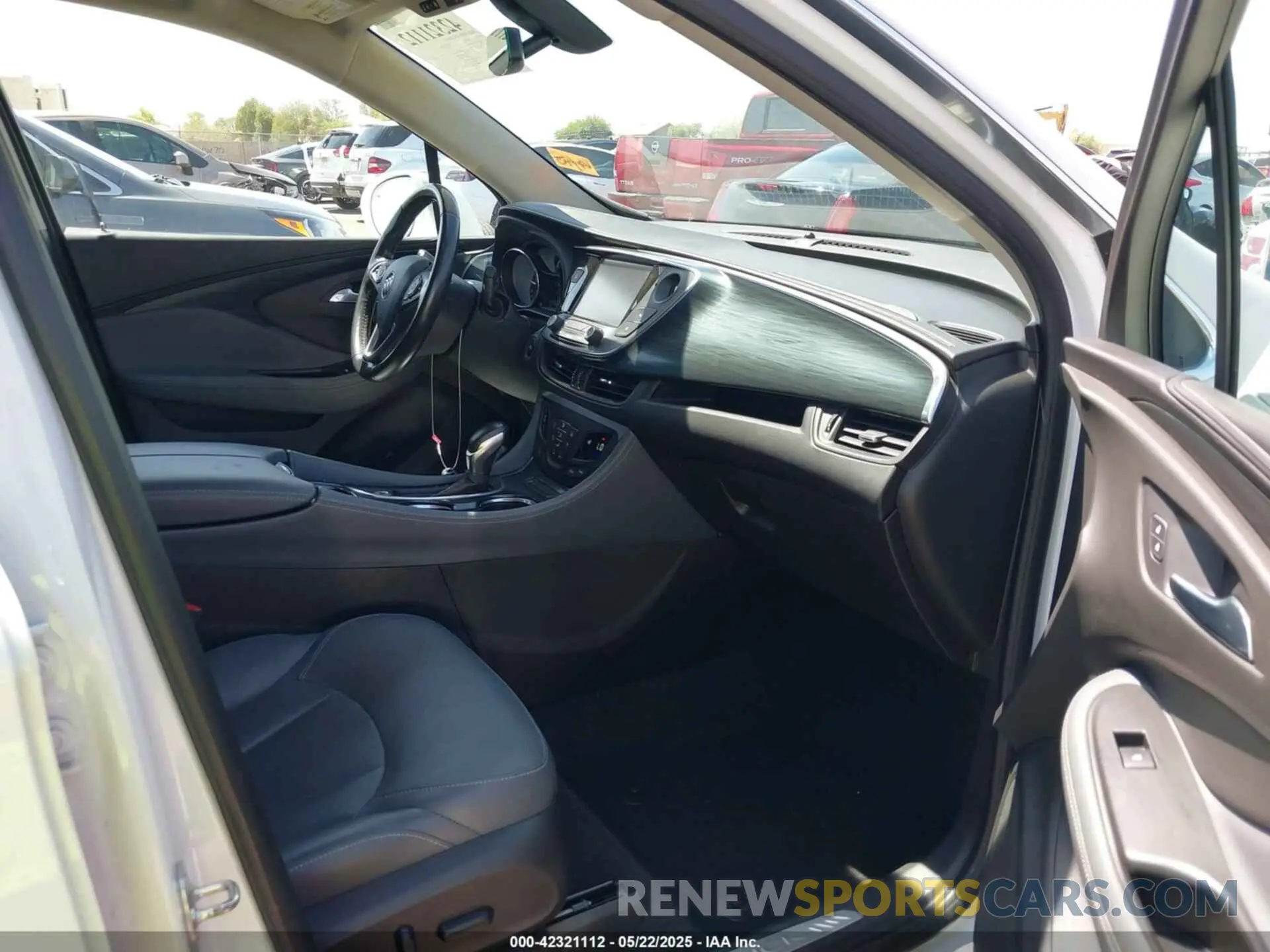 5 Photograph of a damaged car LRBFXCSA3KD030942 BUICK ENVISION 2019