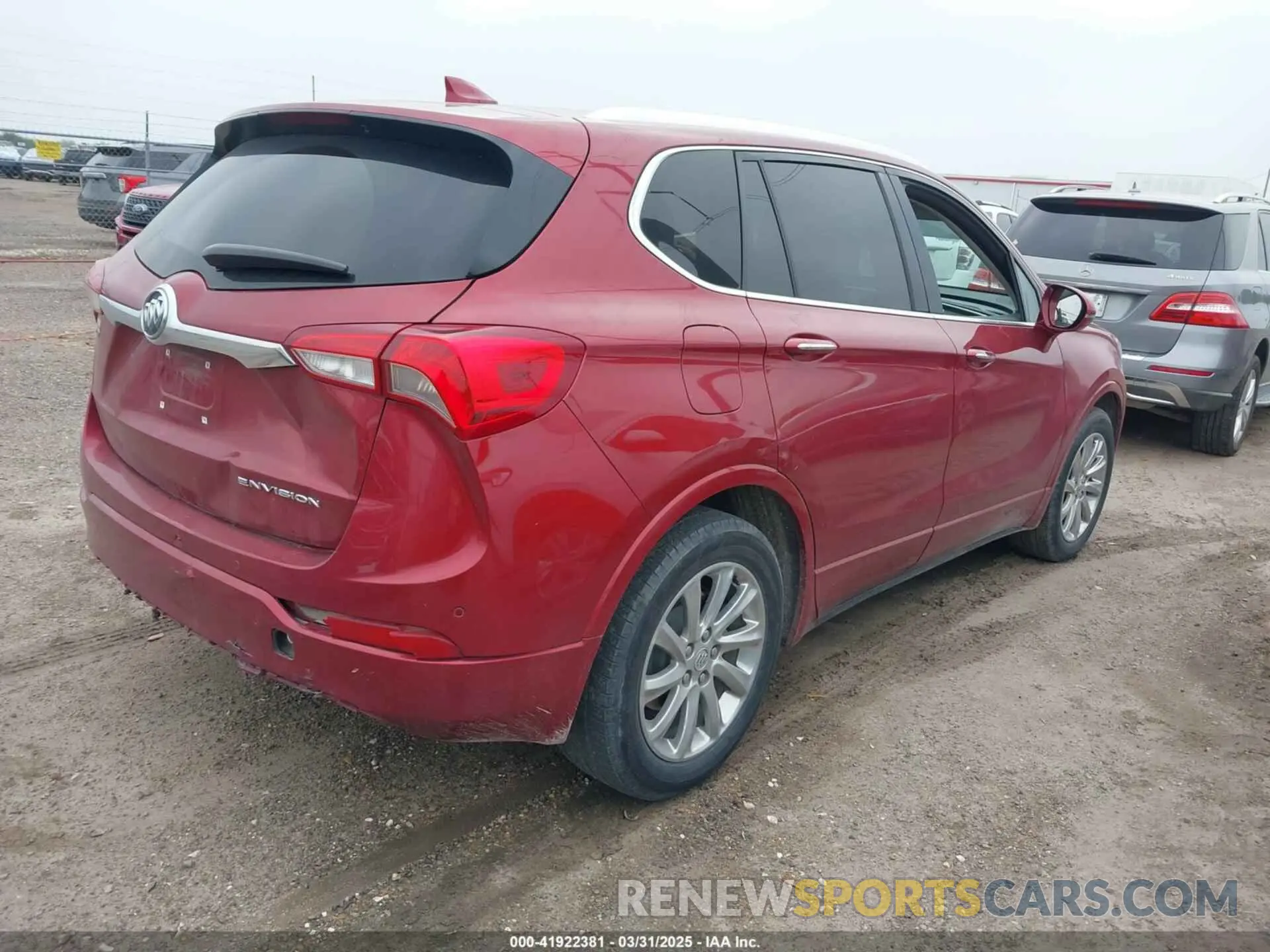 4 Photograph of a damaged car LRBFXCSA4KD017469 BUICK ENVISION 2019