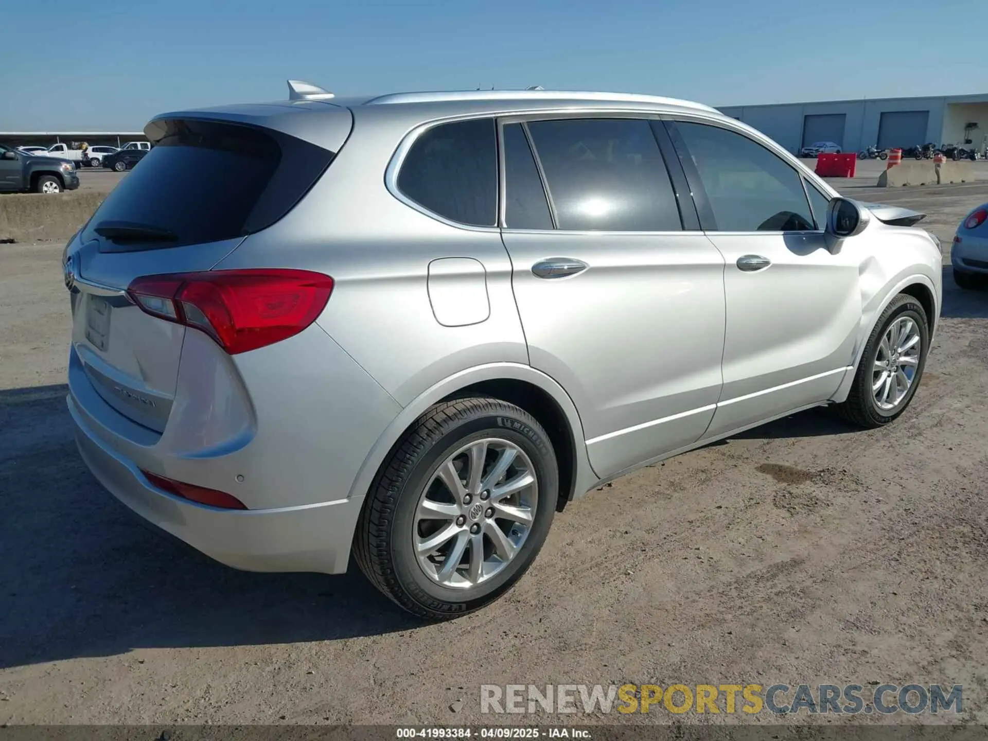 4 Photograph of a damaged car LRBFXCSA8KD018348 BUICK ENVISION 2019