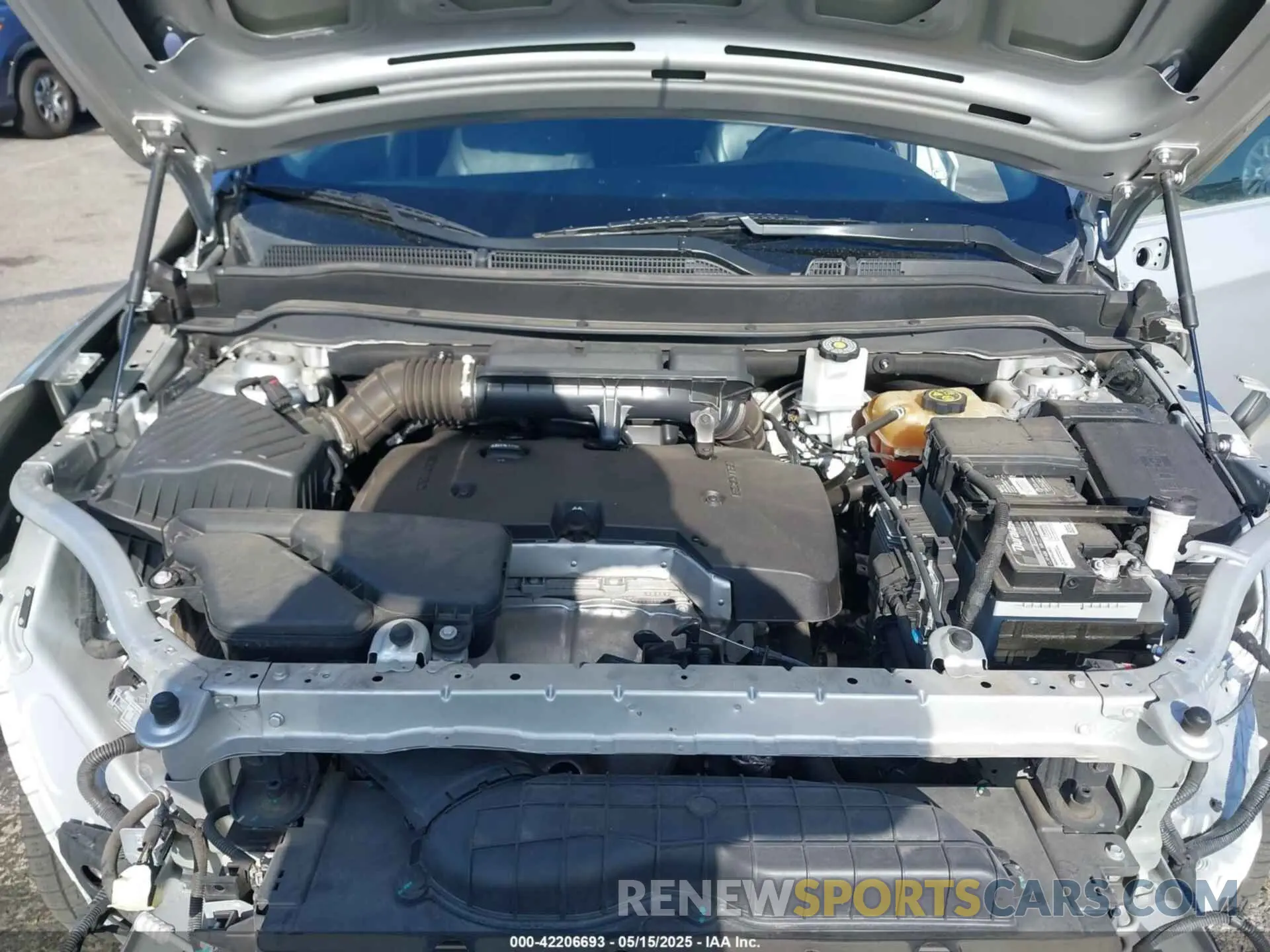 10 Photograph of a damaged car LRBFXCSA9KD001669 BUICK ENVISION 2019