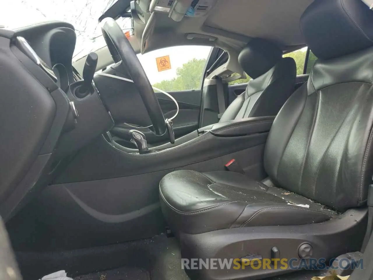 7 Photograph of a damaged car LRBFXCSAXKD062318 BUICK ENVISION 2019