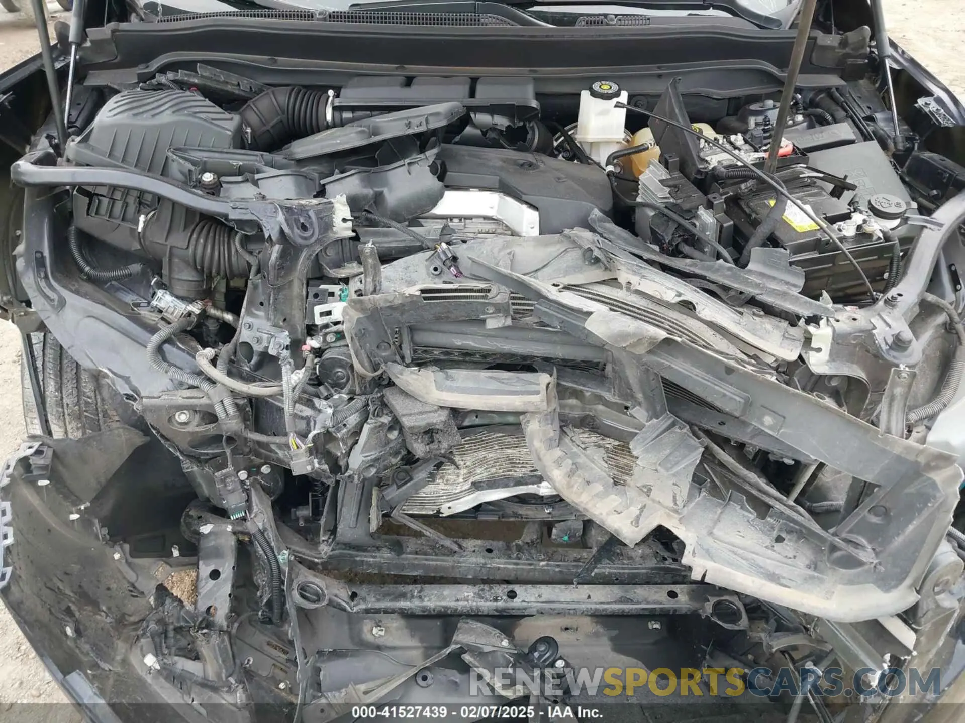10 Photograph of a damaged car LRBFX1SA6LD116218 BUICK ENVISION 2020