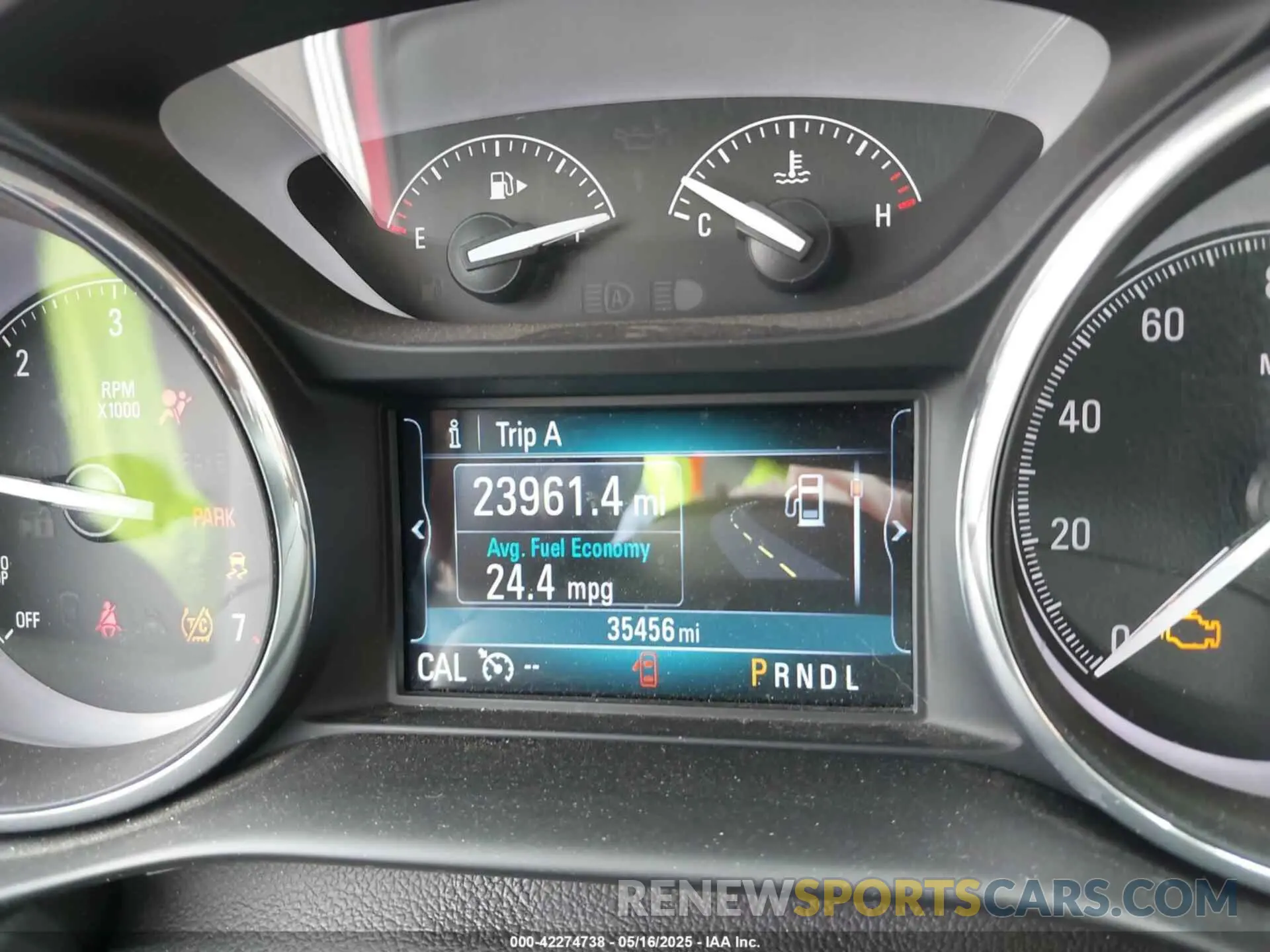 16 Photograph of a damaged car LRBFX2SA5LD049861 BUICK ENVISION 2020