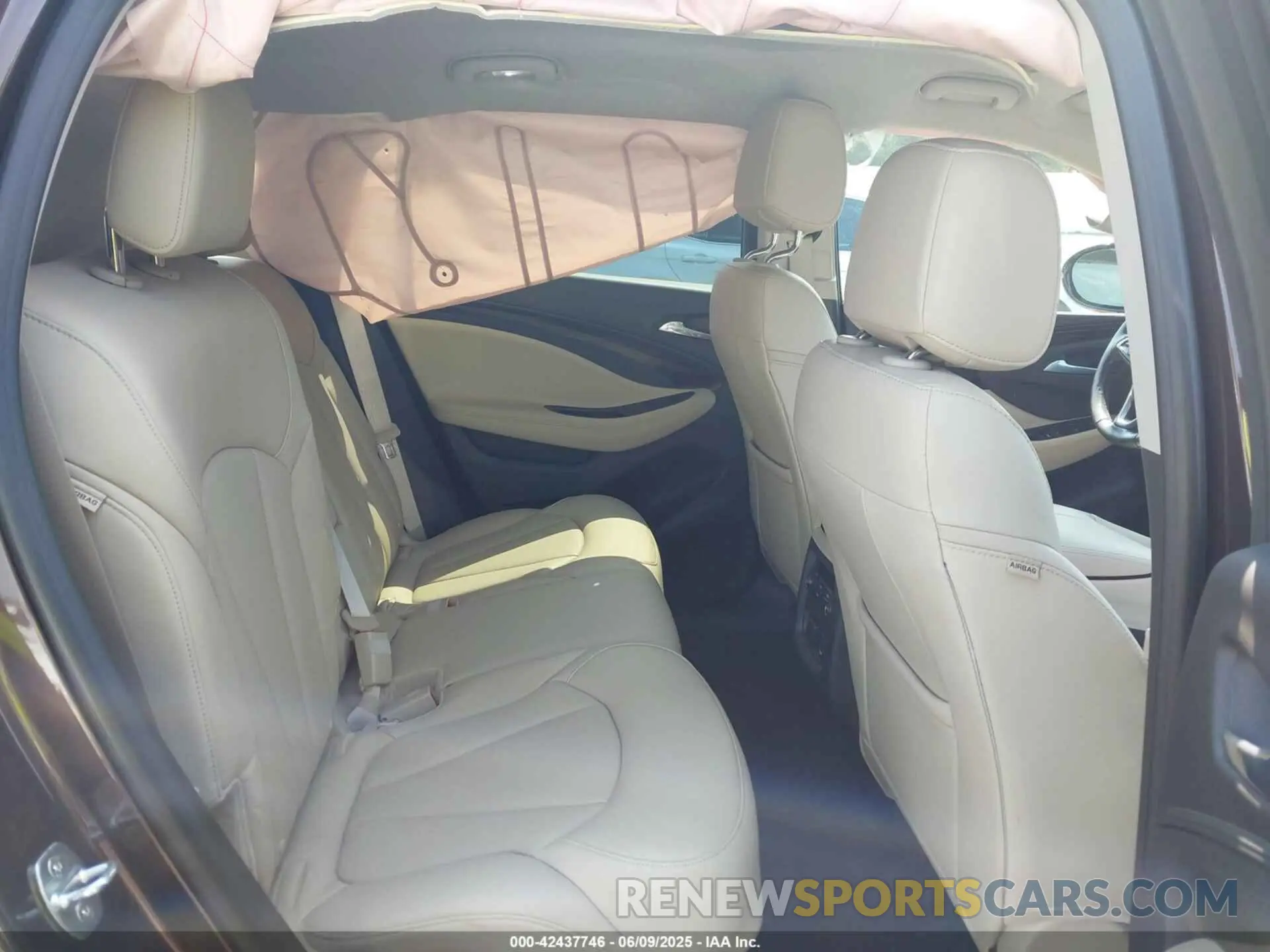 8 Photograph of a damaged car LRBFX2SA5LD067602 BUICK ENVISION 2020