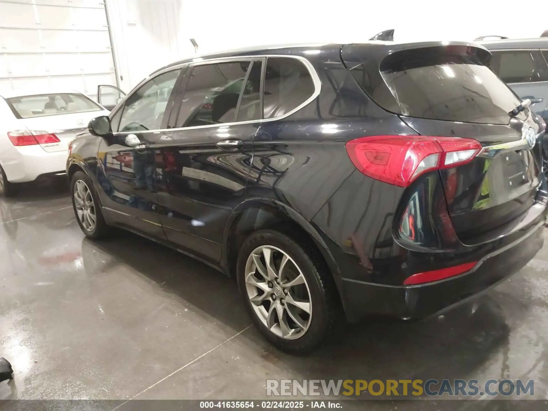 3 Photograph of a damaged car LRBFX2SA6LD225946 BUICK ENVISION 2020