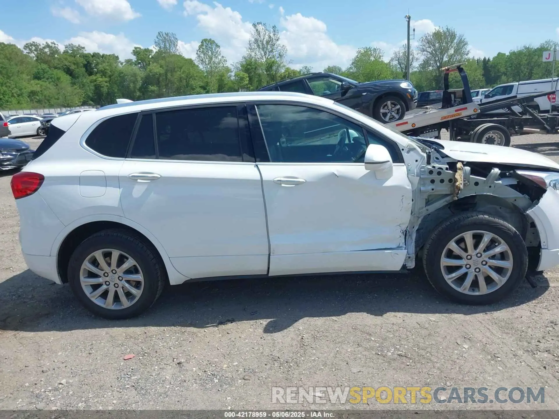 13 Photograph of a damaged car LRBFX2SA7LD079041 BUICK ENVISION 2020