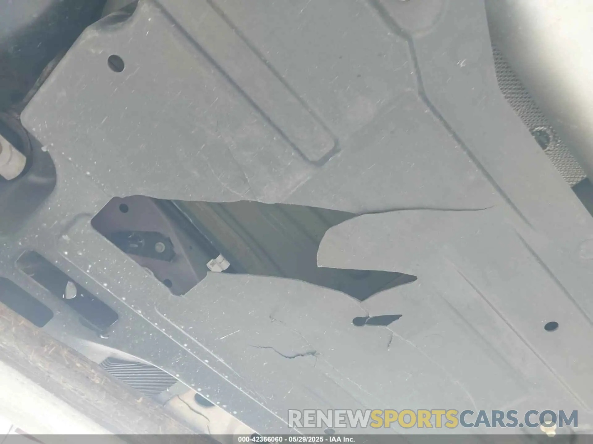 17 Photograph of a damaged car LRBFX2SA7LD100390 BUICK ENVISION 2020