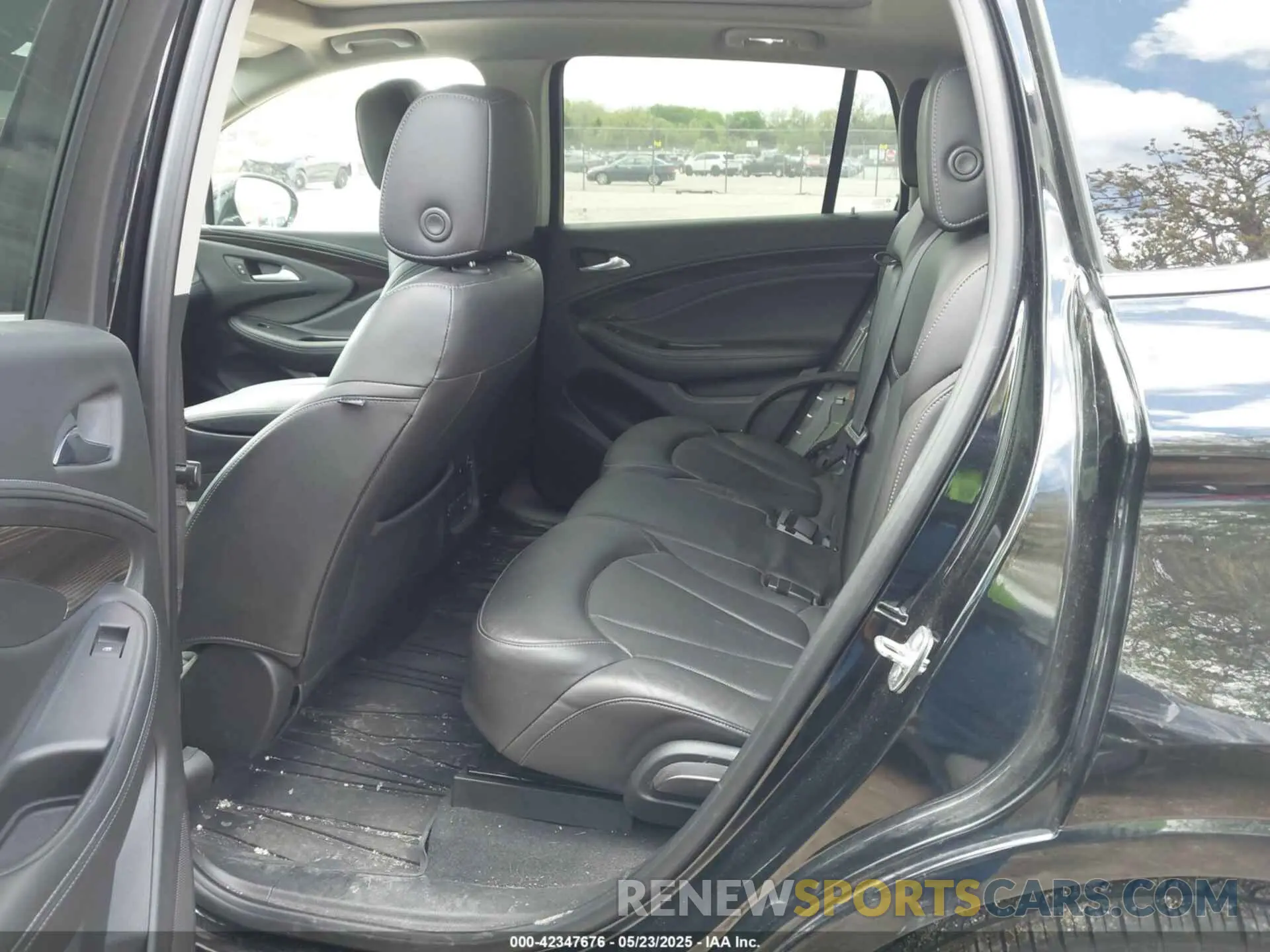 8 Photograph of a damaged car LRBFX2SAXLD018038 BUICK ENVISION 2020