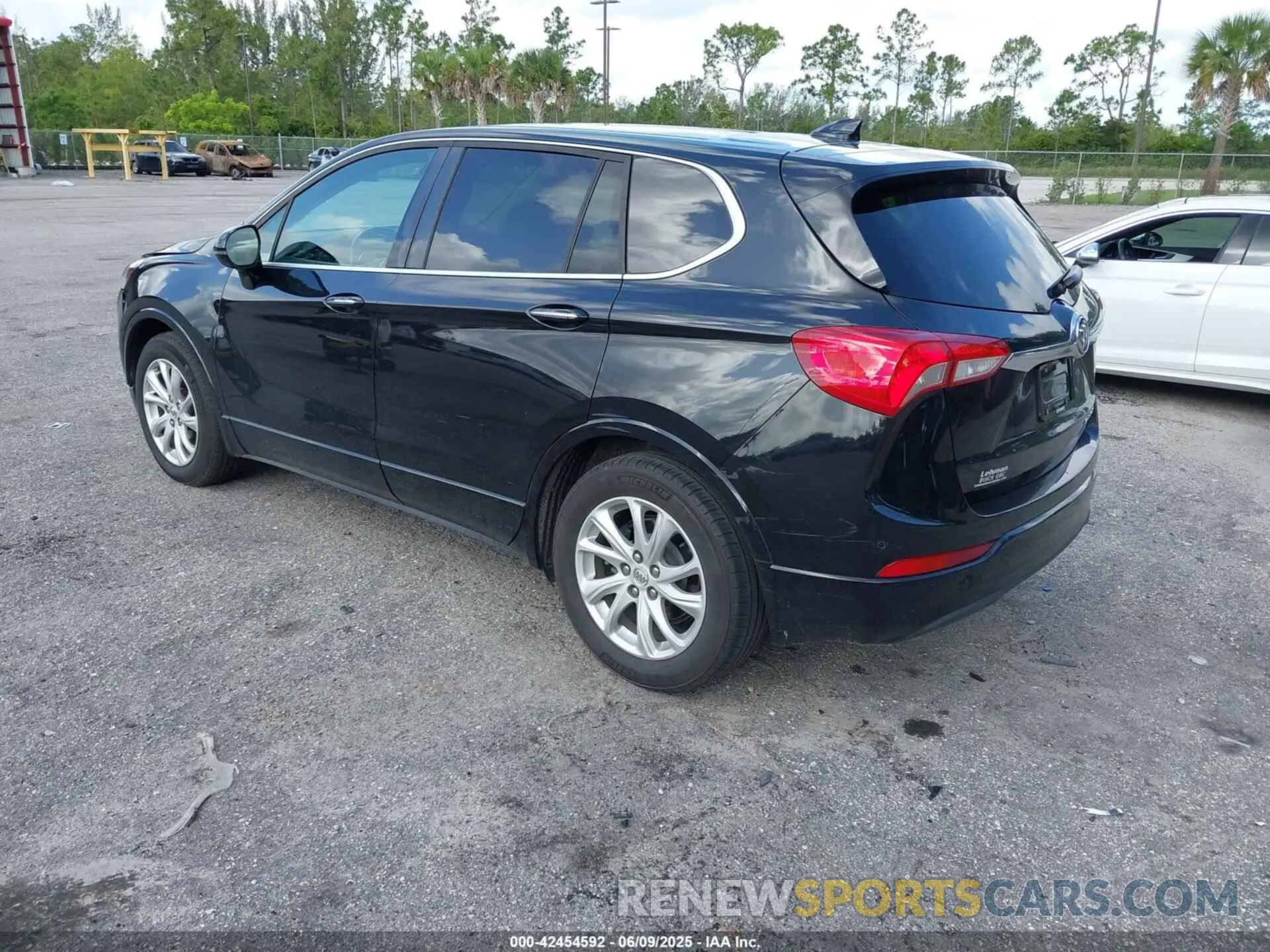 3 Photograph of a damaged car LRBFXBSA1LD016047 BUICK ENVISION 2020