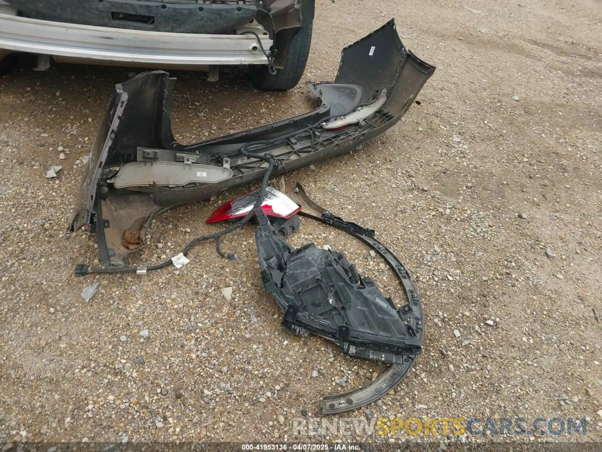 12 Photograph of a damaged car LRBFXBSA1LD199756 BUICK ENVISION 2020