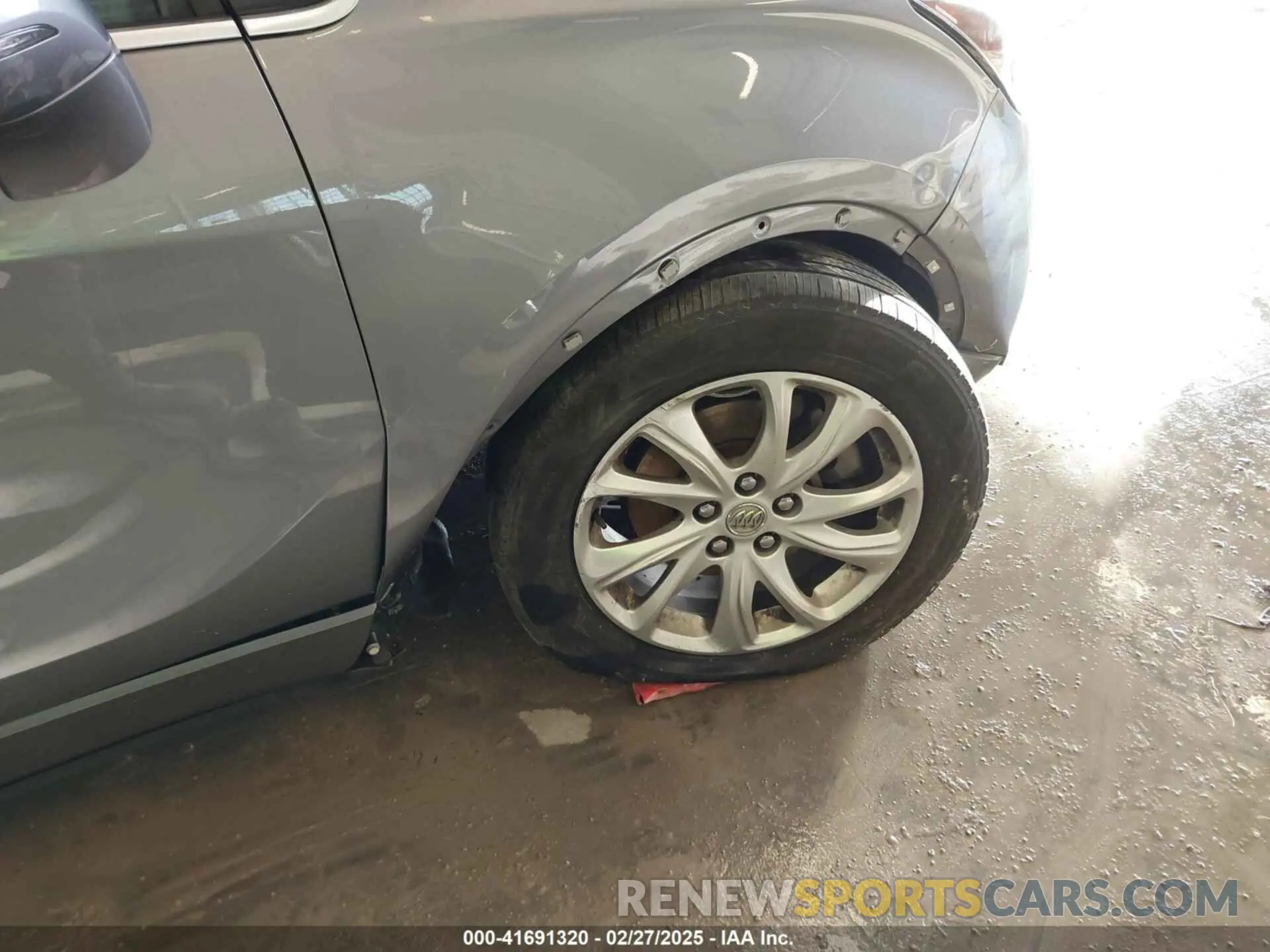 19 Photograph of a damaged car LRBFXBSA2LD227130 BUICK ENVISION 2020
