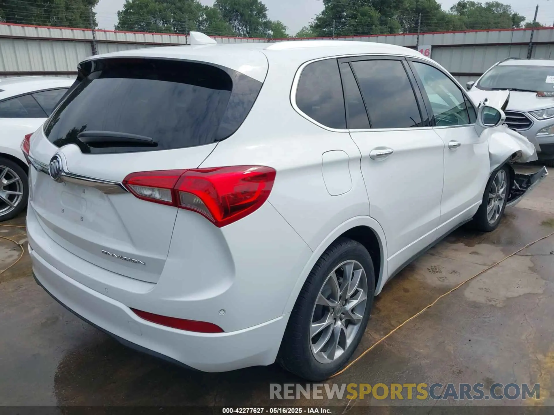 4 Photograph of a damaged car LRBFXCSA3LD114793 BUICK ENVISION 2020