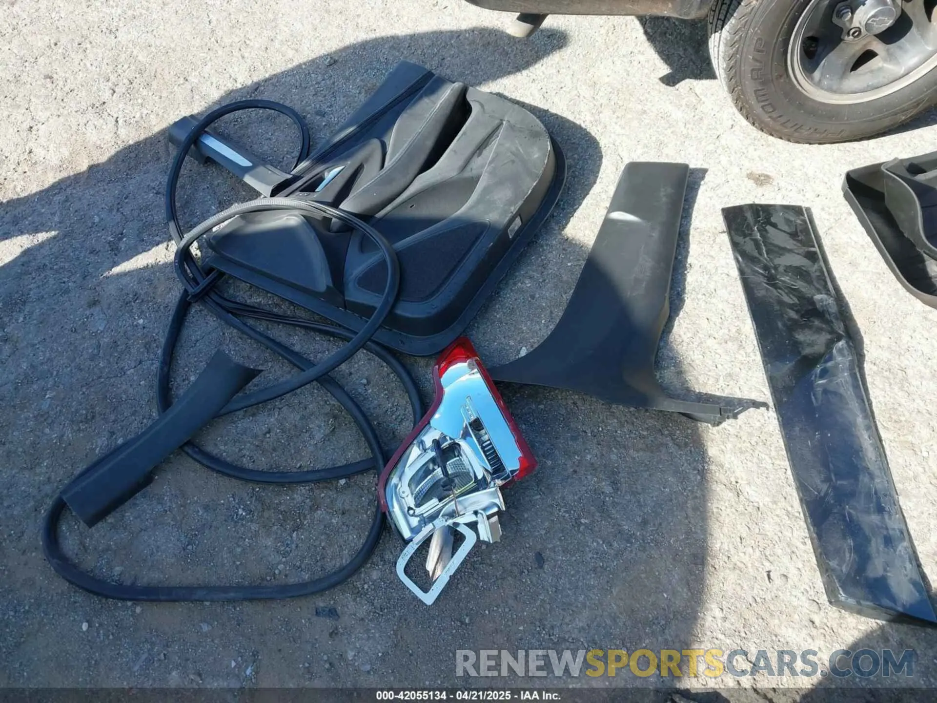 12 Photograph of a damaged car LRBFXCSA3LD209970 BUICK ENVISION 2020