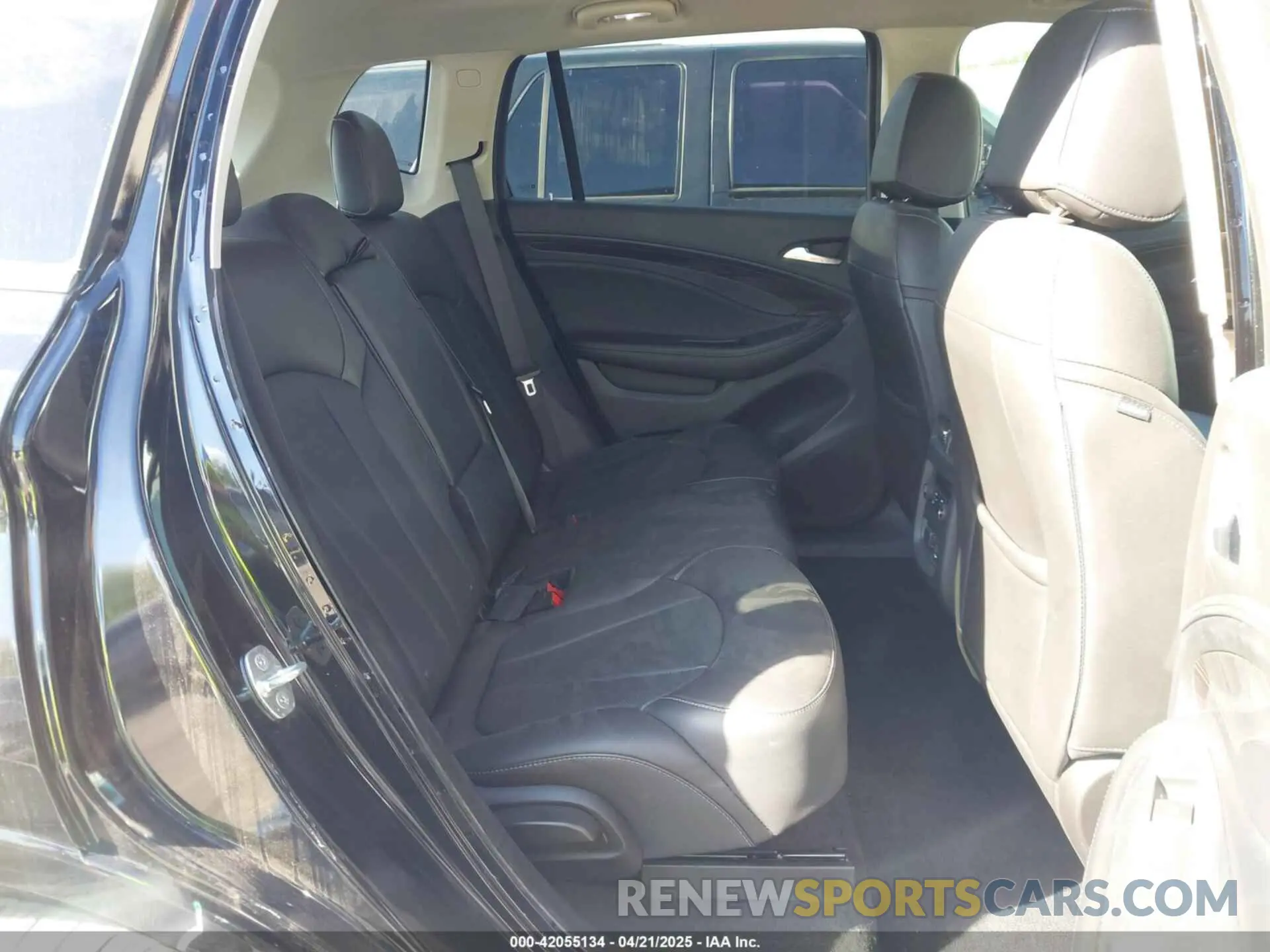 8 Photograph of a damaged car LRBFXCSA3LD209970 BUICK ENVISION 2020