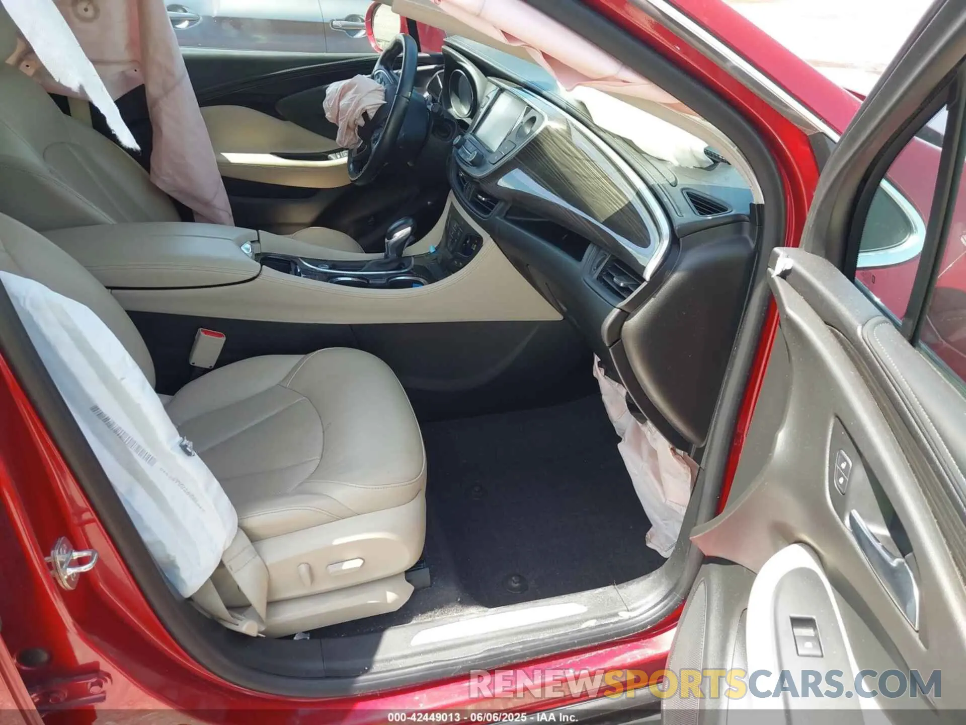 5 Photograph of a damaged car LRBFXCSA5LD030877 BUICK ENVISION 2020