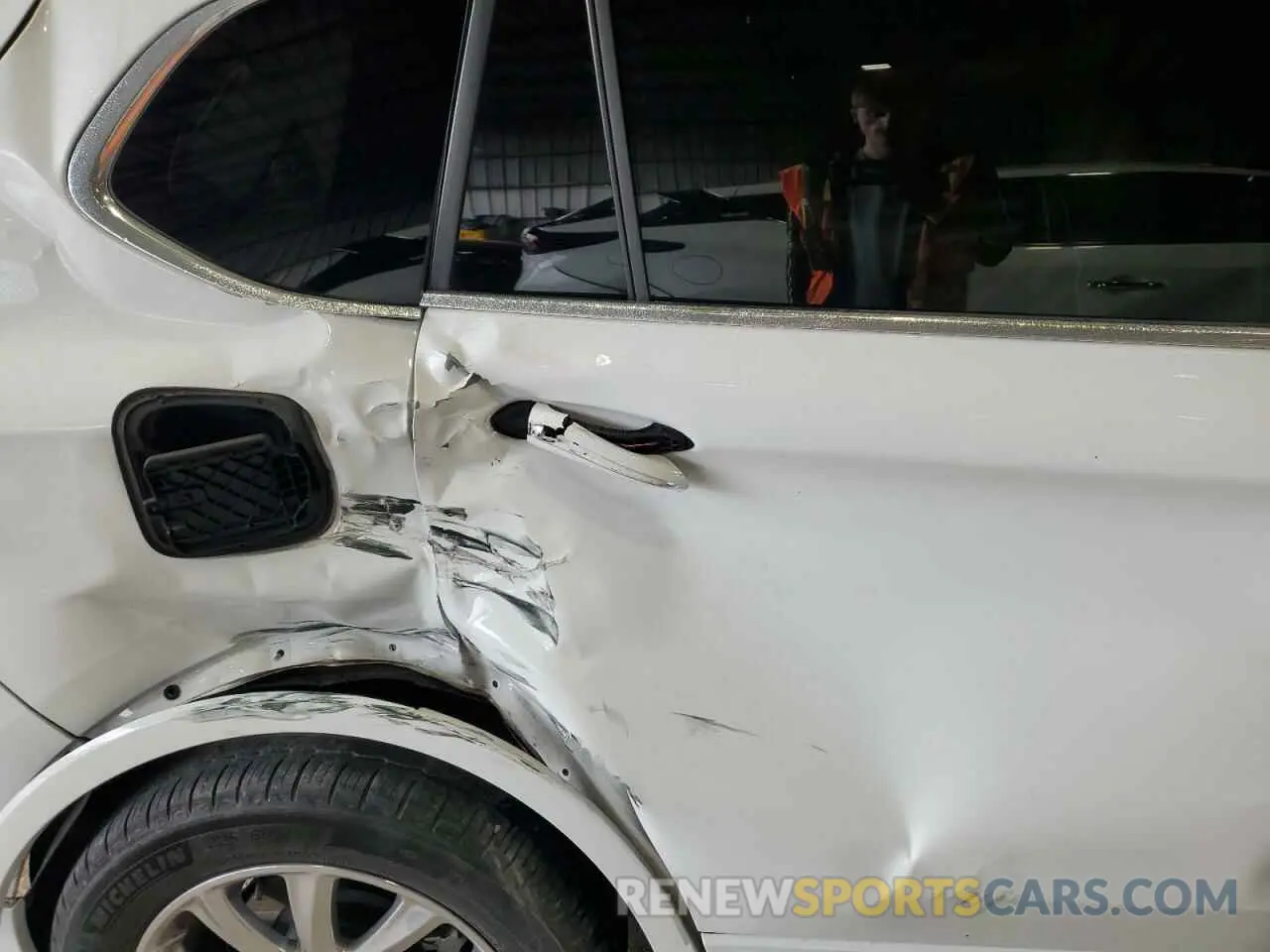 11 Photograph of a damaged car LRBFXCSA5LD230349 BUICK ENVISION 2020