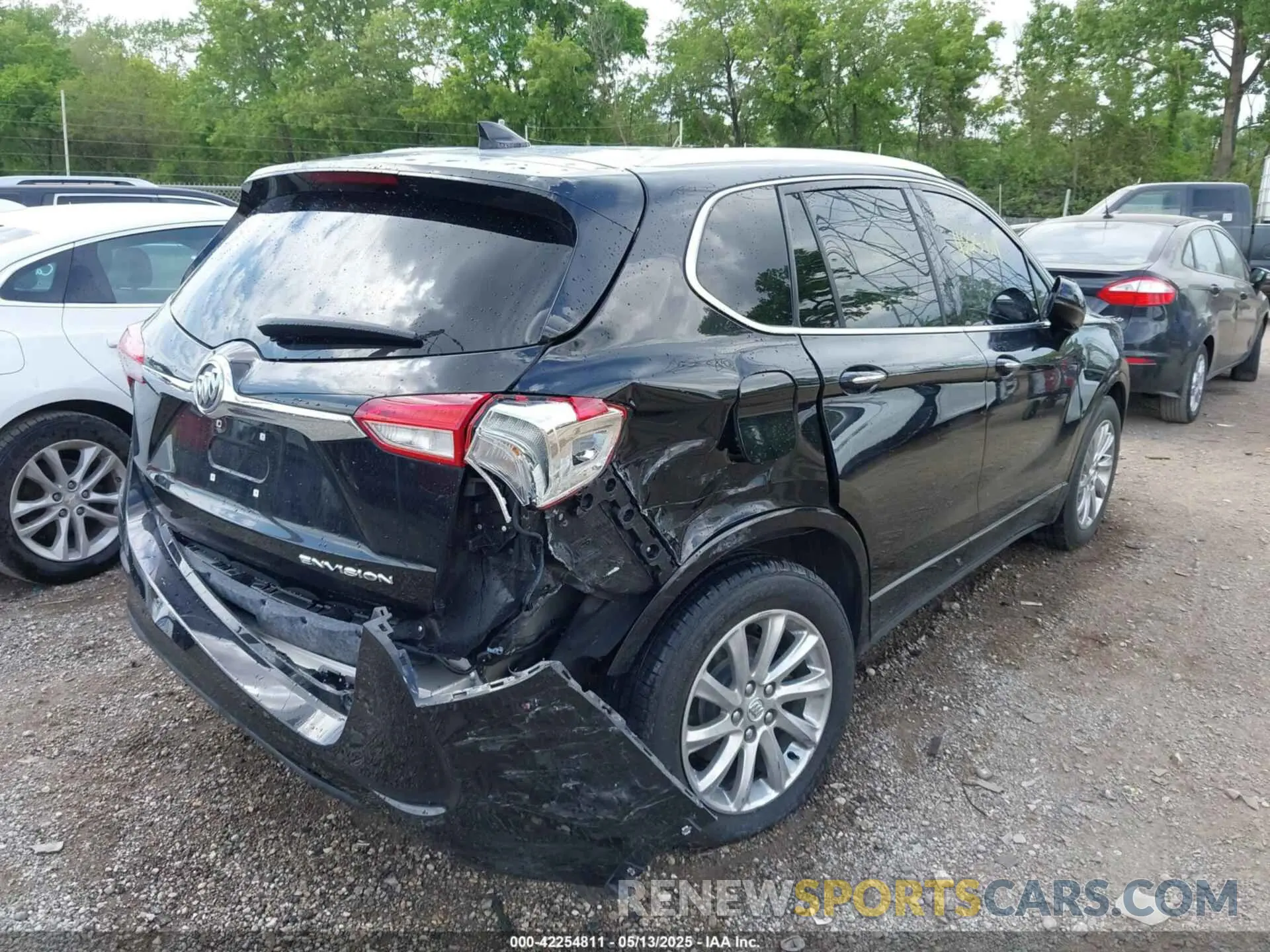 6 Photograph of a damaged car LRBFXCSA6LD165317 BUICK ENVISION 2020