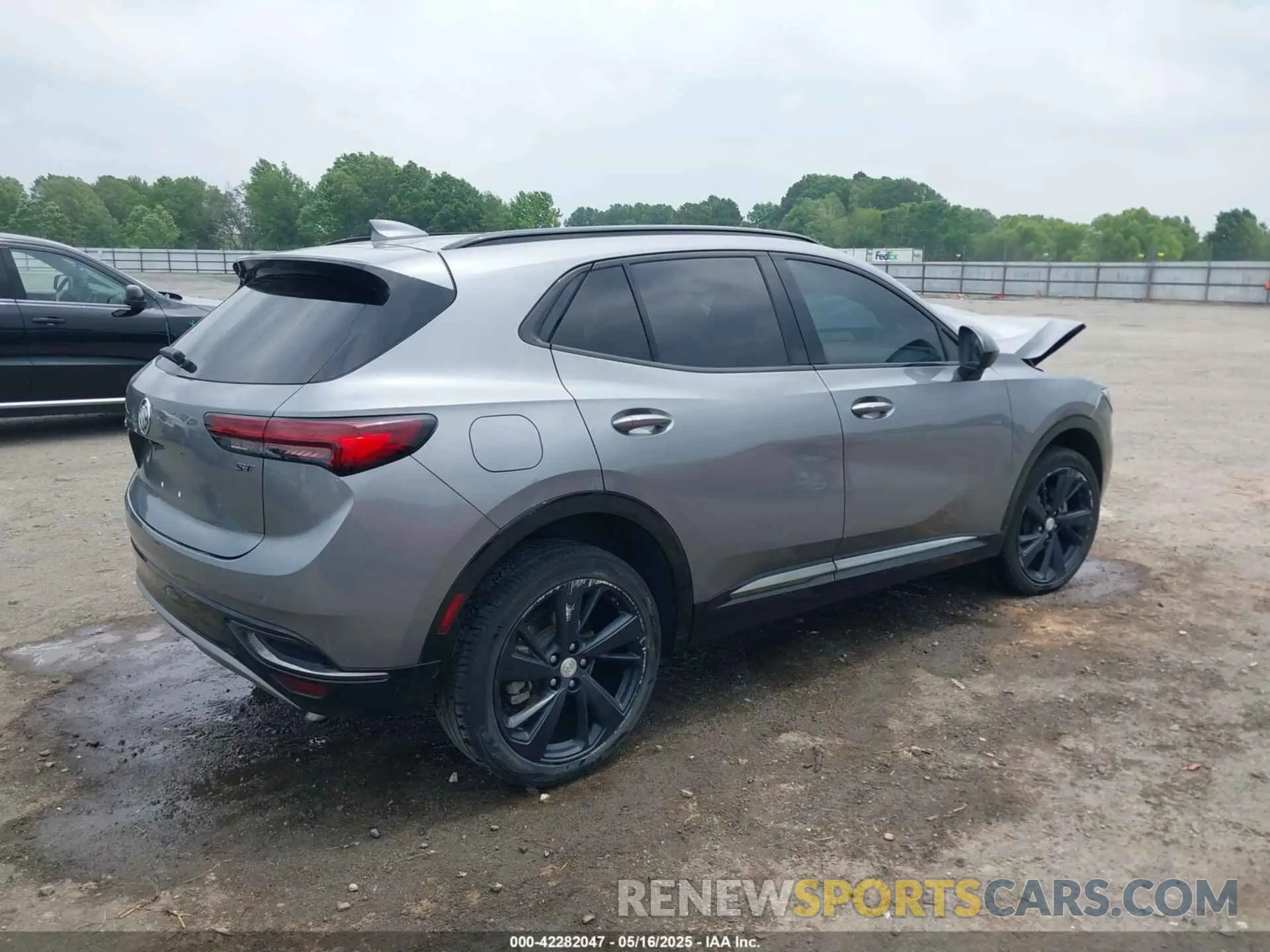 4 Photograph of a damaged car LRBAZLR43MD177866 BUICK ENVISION 2021