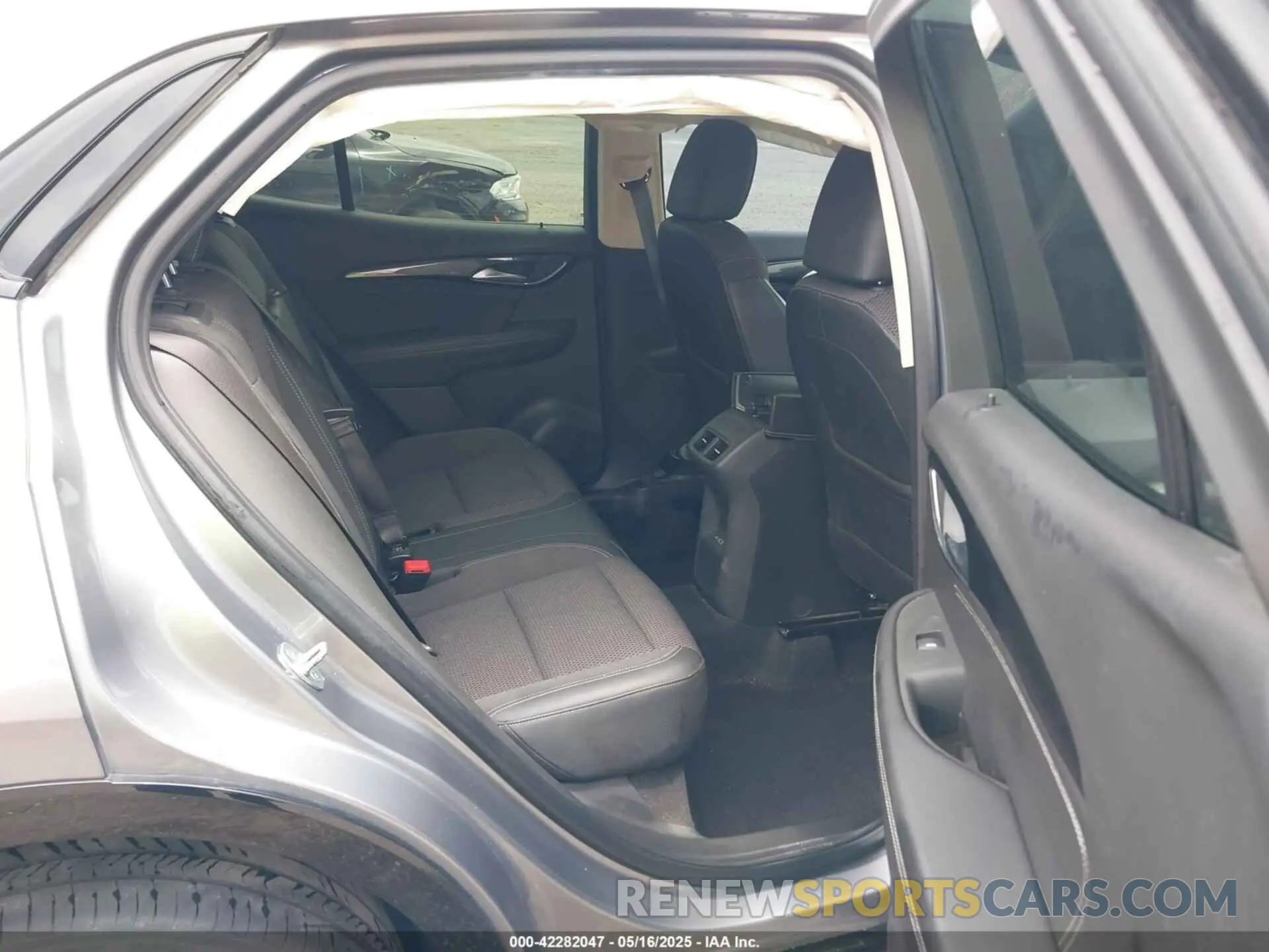 8 Photograph of a damaged car LRBAZLR43MD177866 BUICK ENVISION 2021