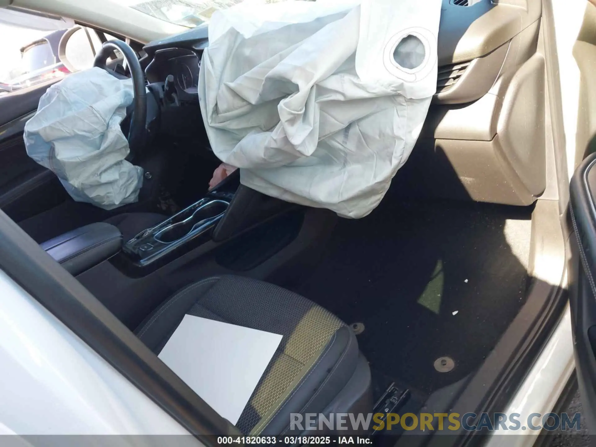 5 Photograph of a damaged car LRBAZLR45MD041450 BUICK ENVISION 2021