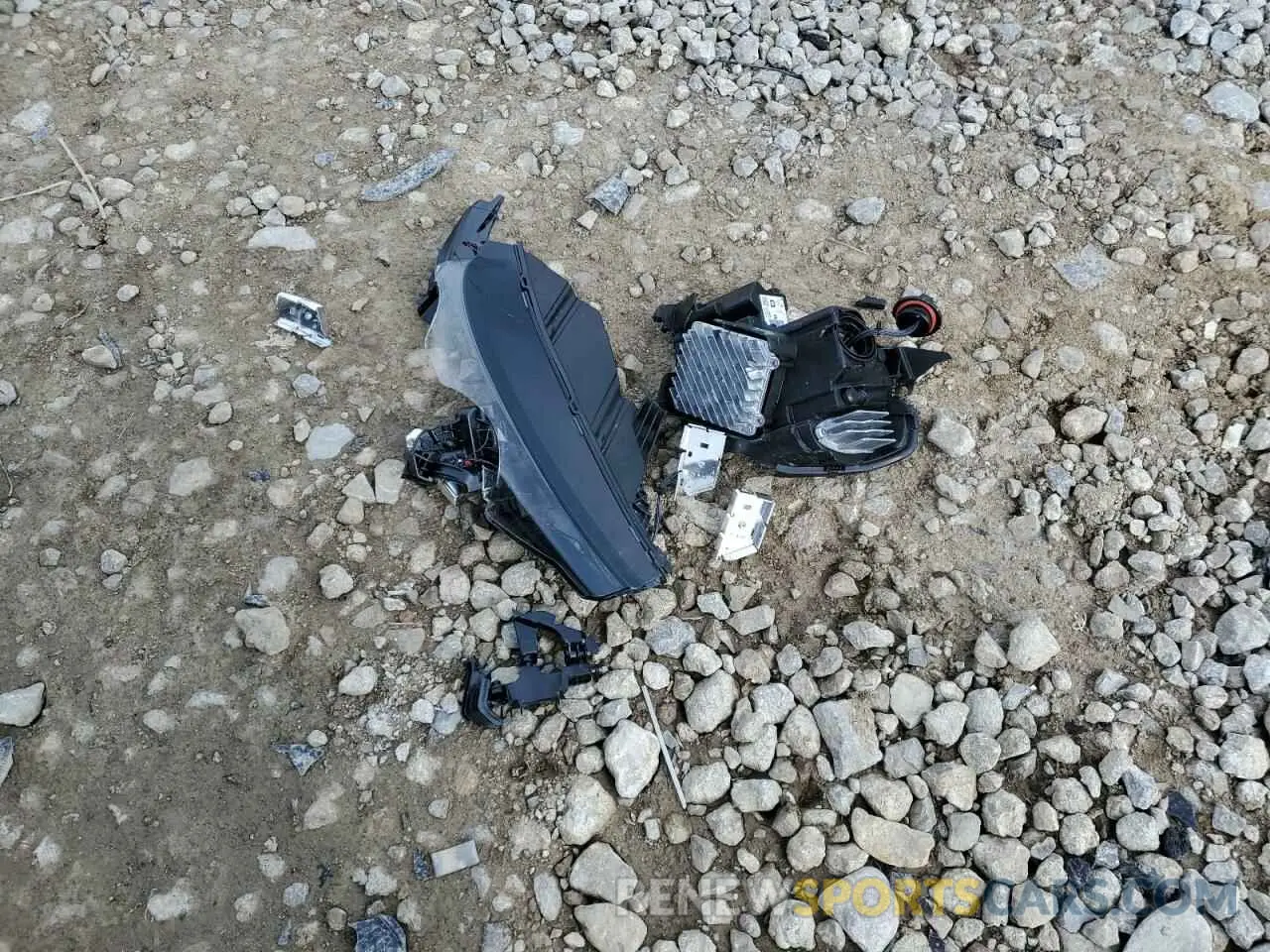 13 Photograph of a damaged car LRBAZLR46MD183600 BUICK ENVISION 2021
