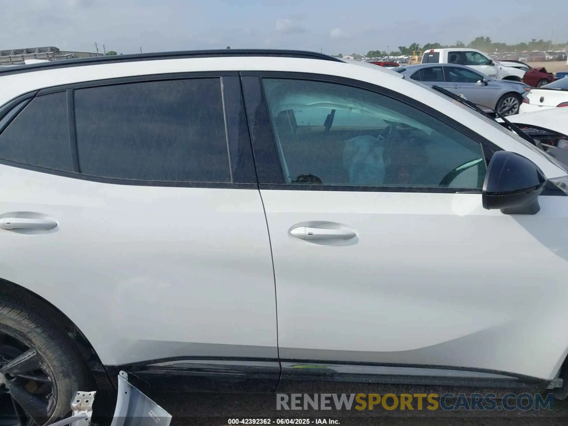 12 Photograph of a damaged car LRBAZLR4XMD167108 BUICK ENVISION 2021