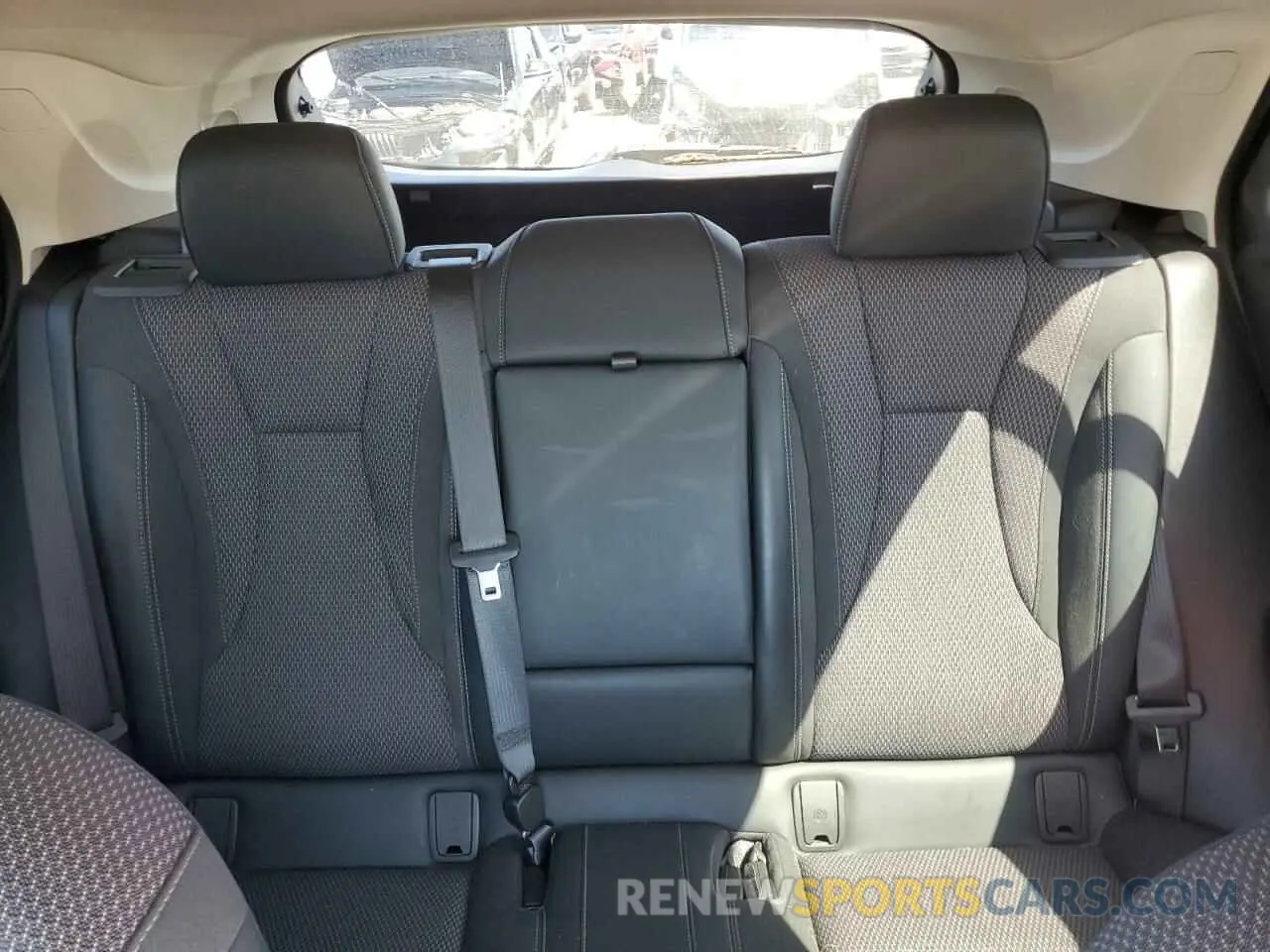 10 Photograph of a damaged car LRBFZMR46MD111808 BUICK ENVISION 2021