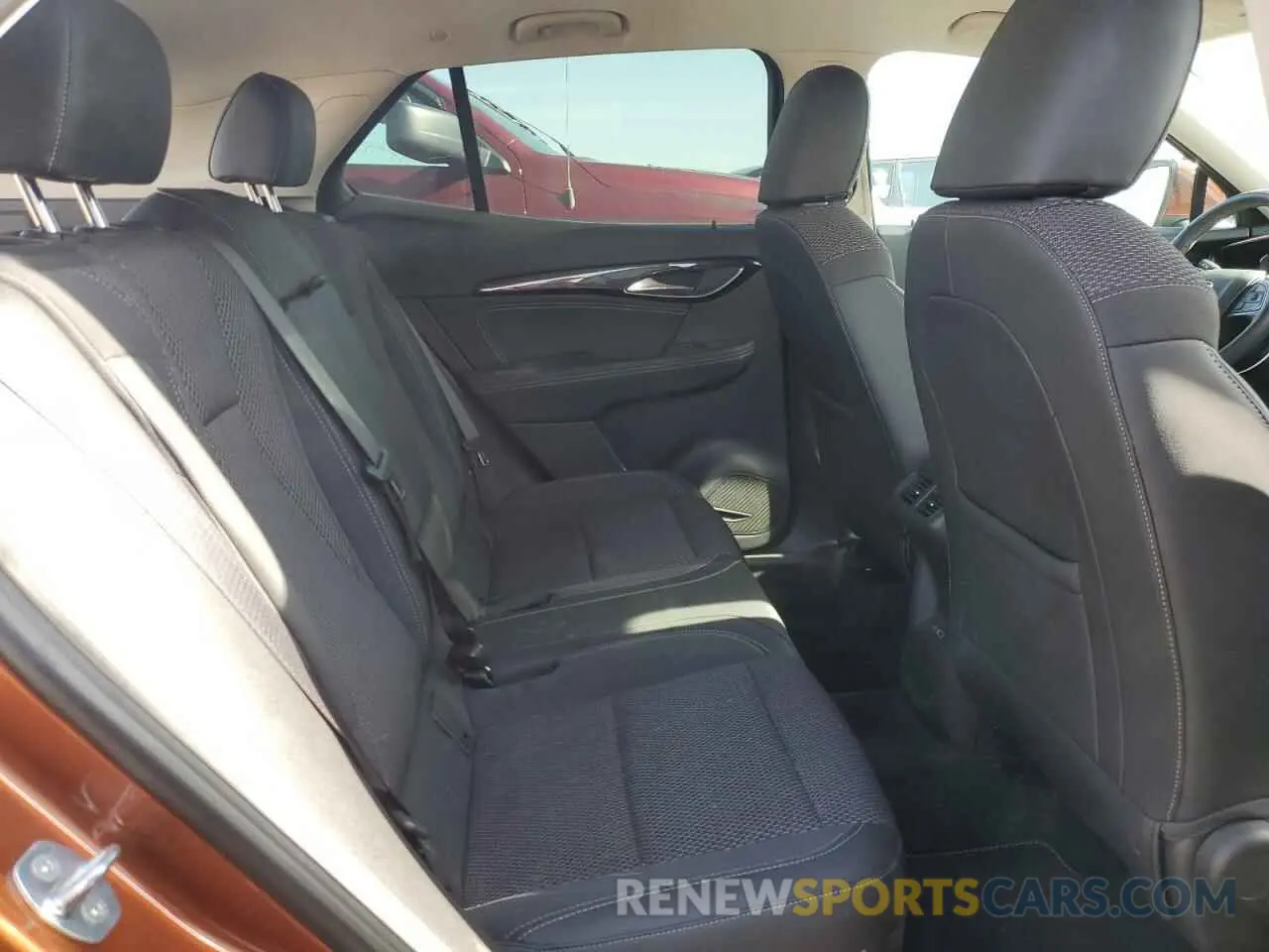 10 Photograph of a damaged car LRBFZMR47MD086370 BUICK ENVISION 2021