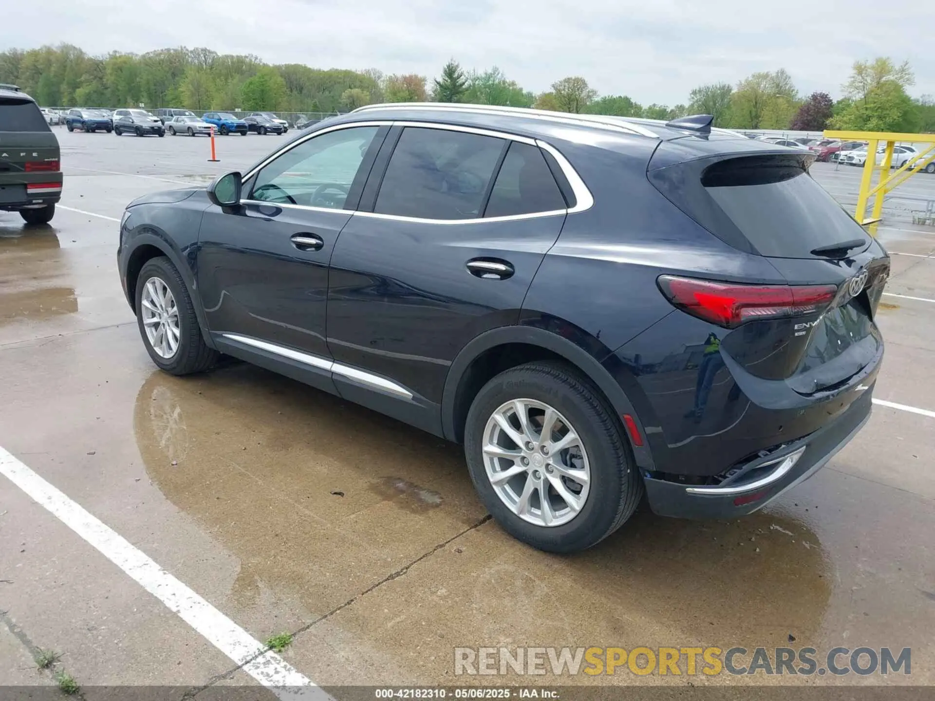 3 Photograph of a damaged car LRBFZMR4XMD109902 BUICK ENVISION 2021