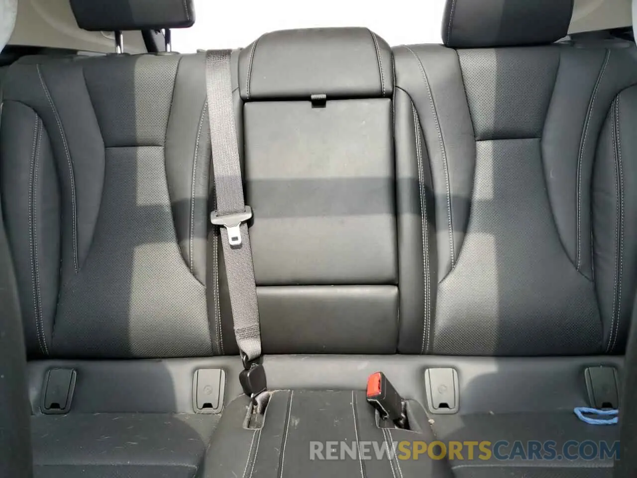 10 Photograph of a damaged car LRBFZNR40MD098804 BUICK ENVISION 2021