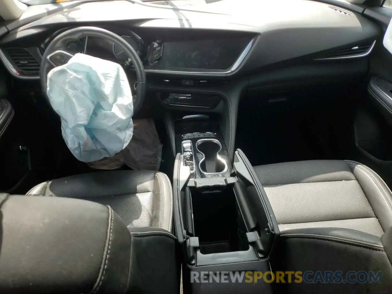 8 Photograph of a damaged car LRBFZNR40MD098804 BUICK ENVISION 2021