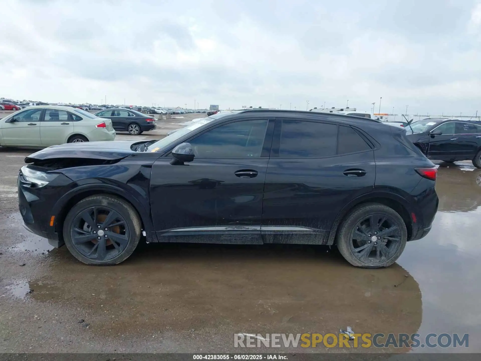 13 Photograph of a damaged car LRBFZNR40MD167085 BUICK ENVISION 2021