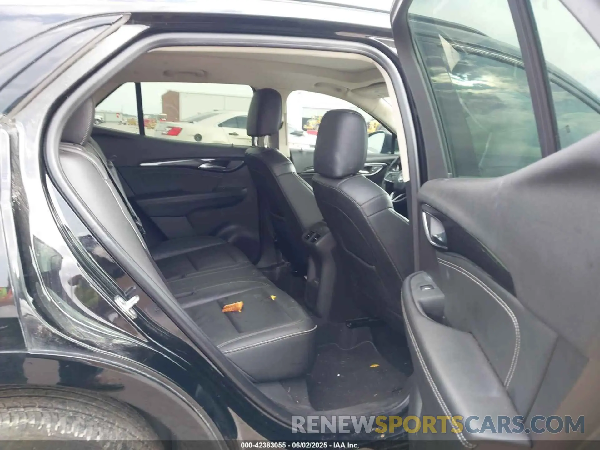 8 Photograph of a damaged car LRBFZNR40MD167085 BUICK ENVISION 2021