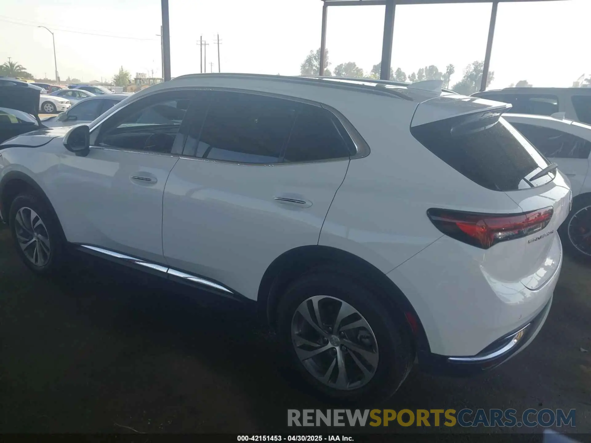 3 Photograph of a damaged car LRBFZNR41MD076150 BUICK ENVISION 2021