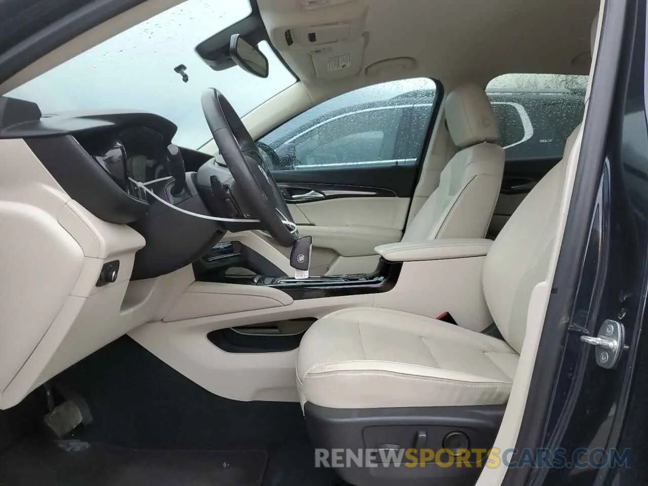 7 Photograph of a damaged car LRBFZNR41MD088556 BUICK ENVISION 2021