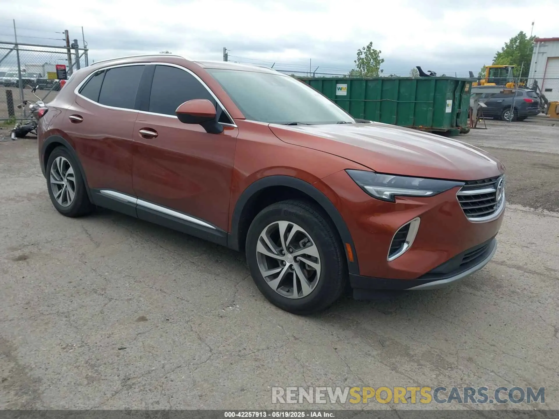 1 Photograph of a damaged car LRBFZNR43MD108709 BUICK ENVISION 2021