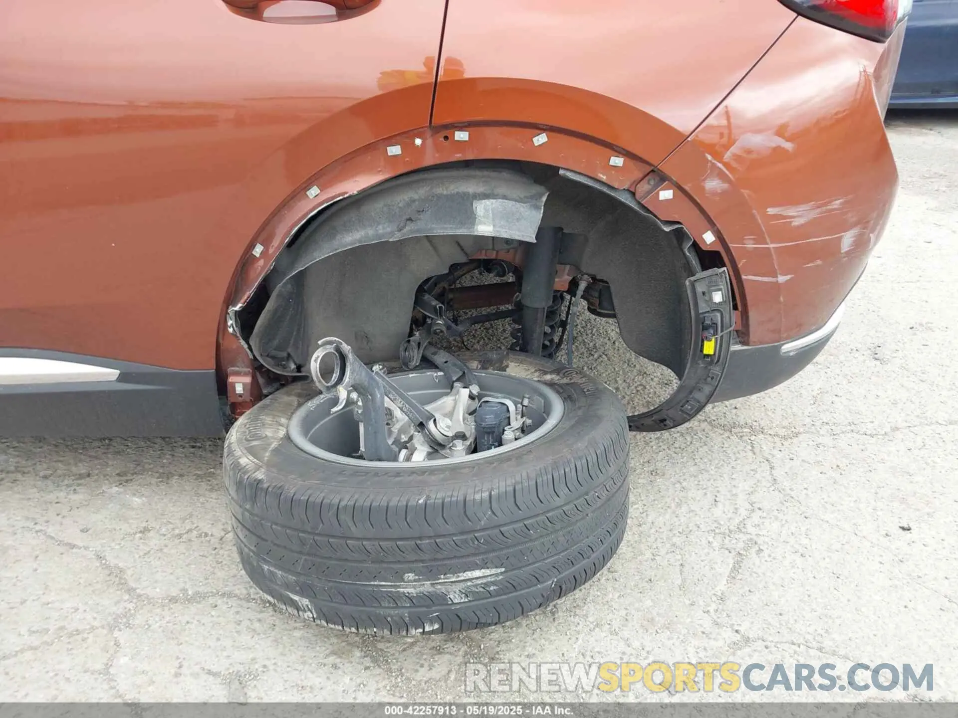 6 Photograph of a damaged car LRBFZNR43MD108709 BUICK ENVISION 2021