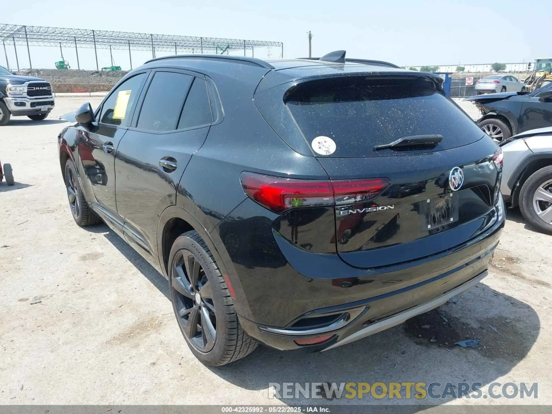 3 Photograph of a damaged car LRBFZNR43MD109987 BUICK ENVISION 2021